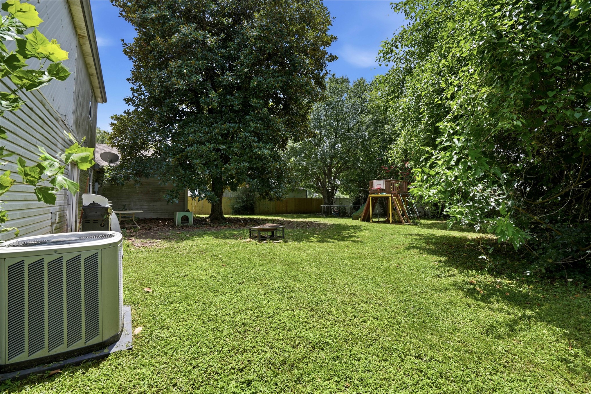 1502 N 3rd Avenue Warner OK 74469