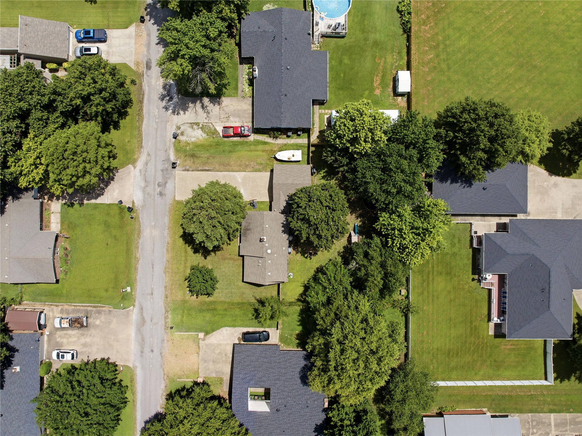 1502 N 3rd Avenue Warner OK 74469