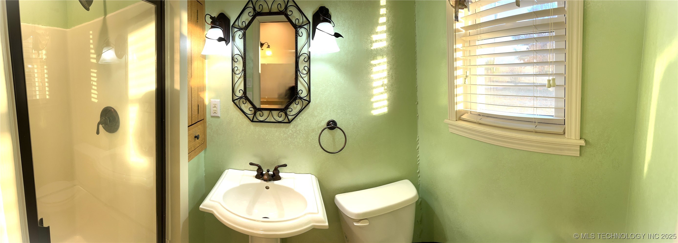 1230 SE 2nd Court Pryor OK 74361