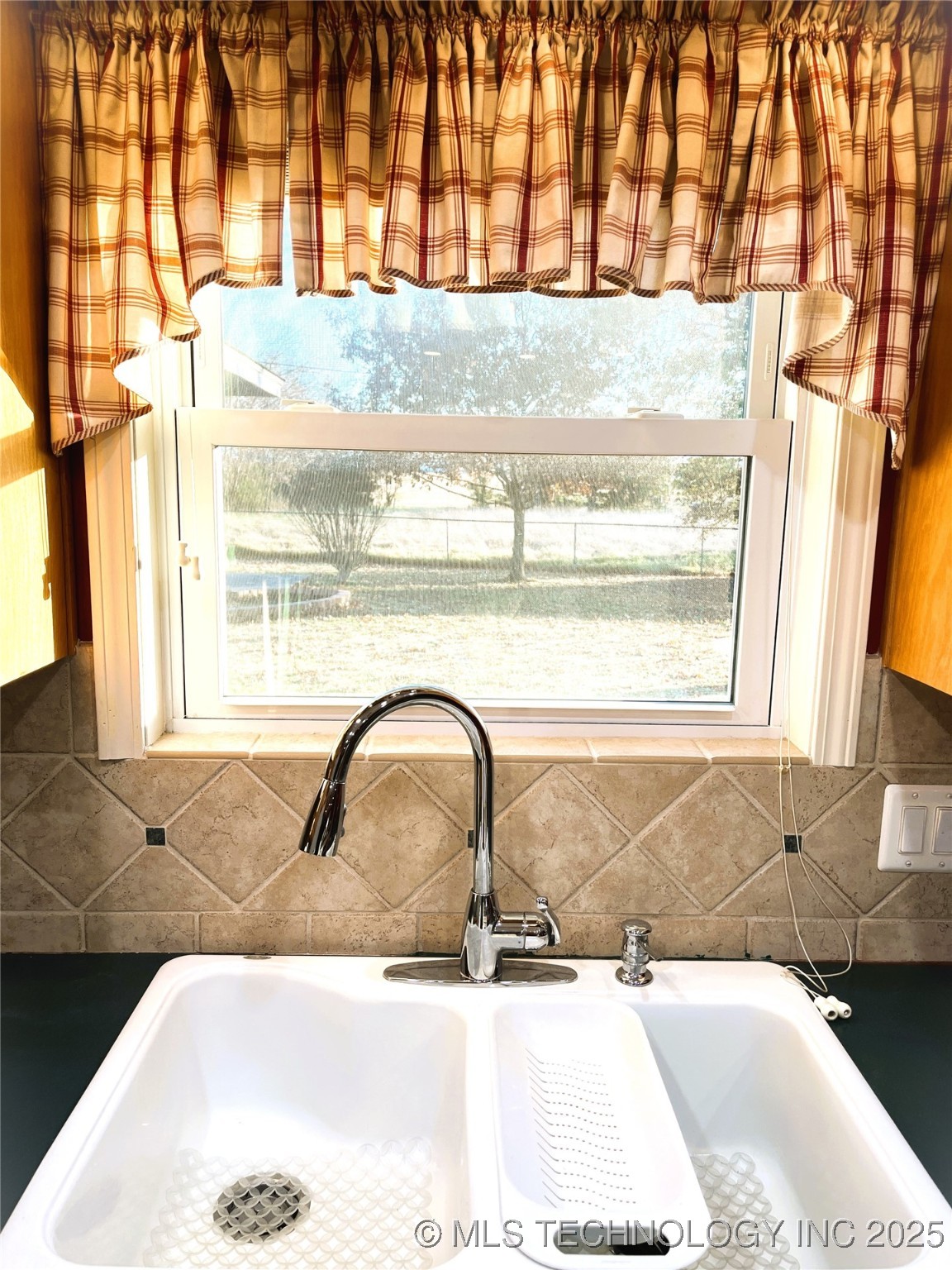 1230 SE 2nd Court Pryor OK 74361