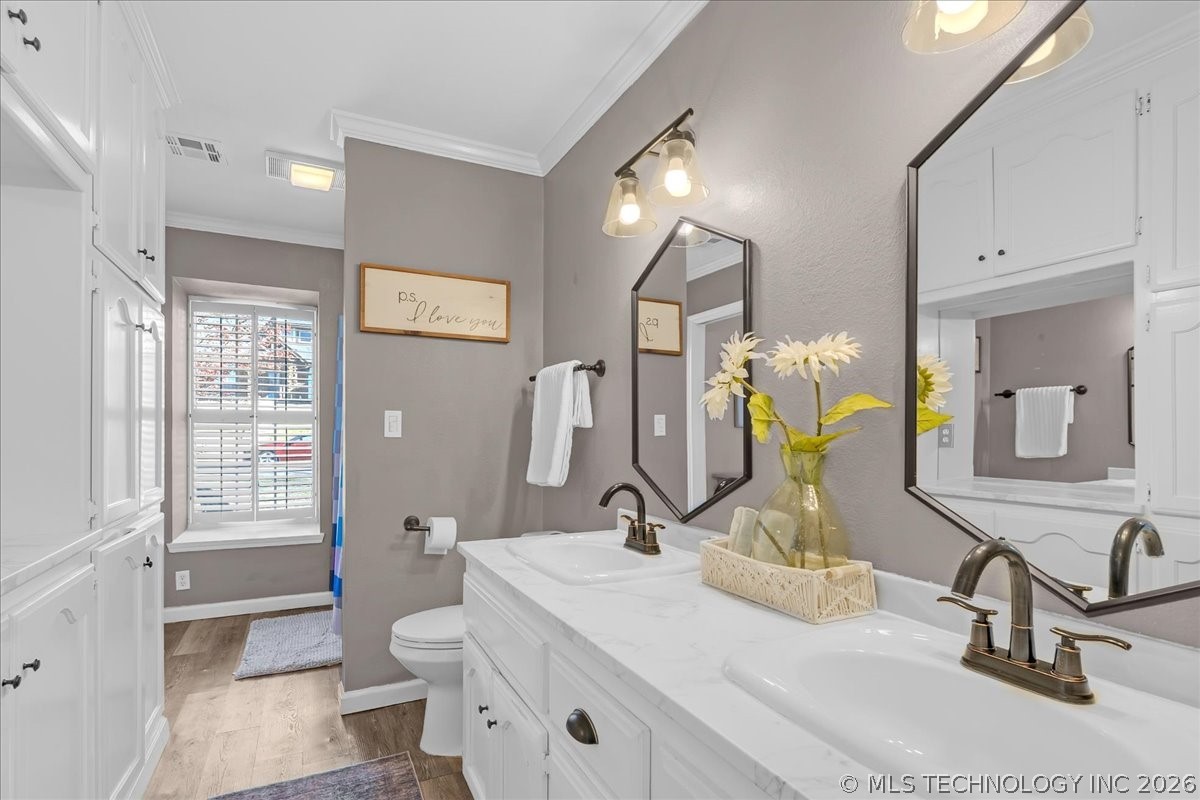 7122 E 100th Place Tulsa OK 74133