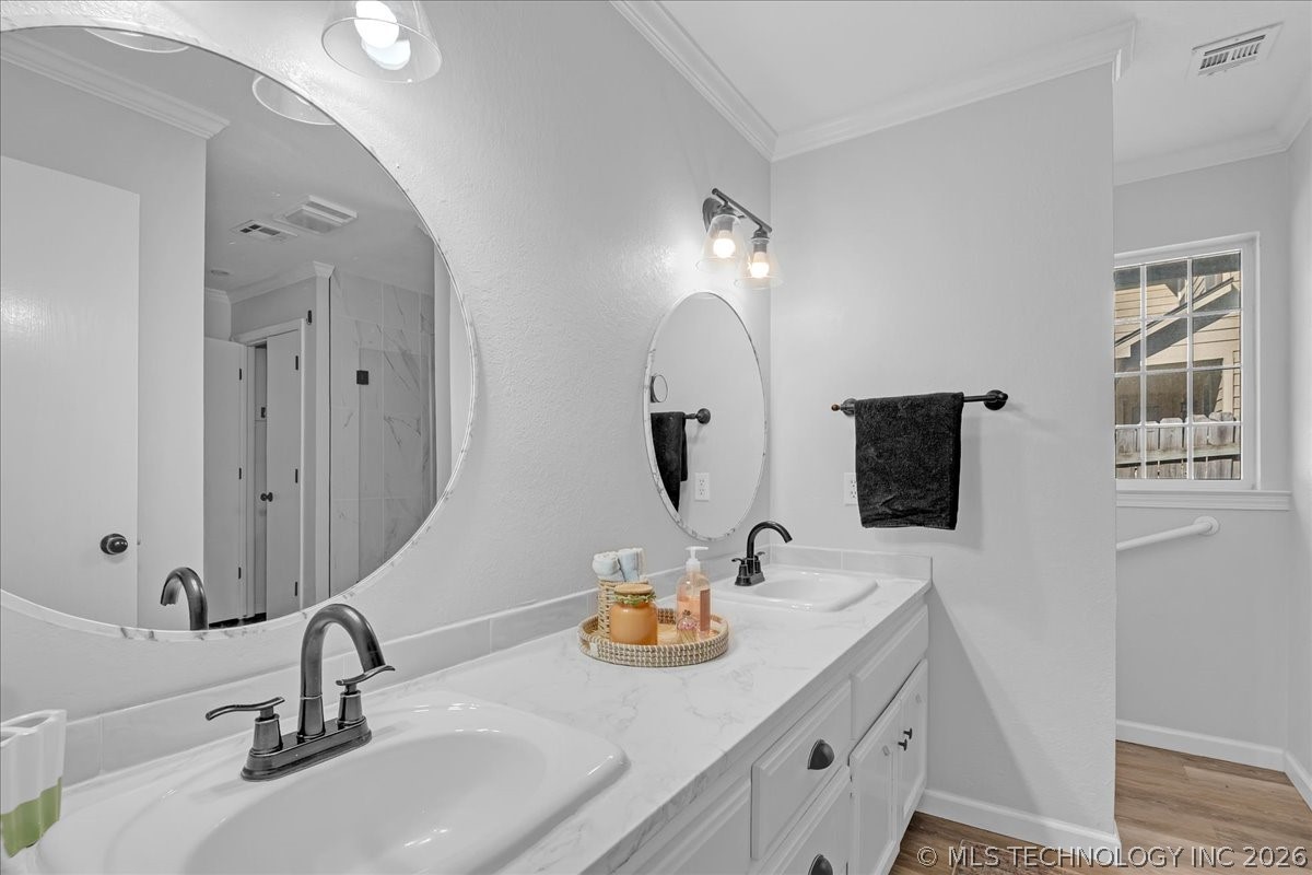 7122 E 100th Place Tulsa OK 74133