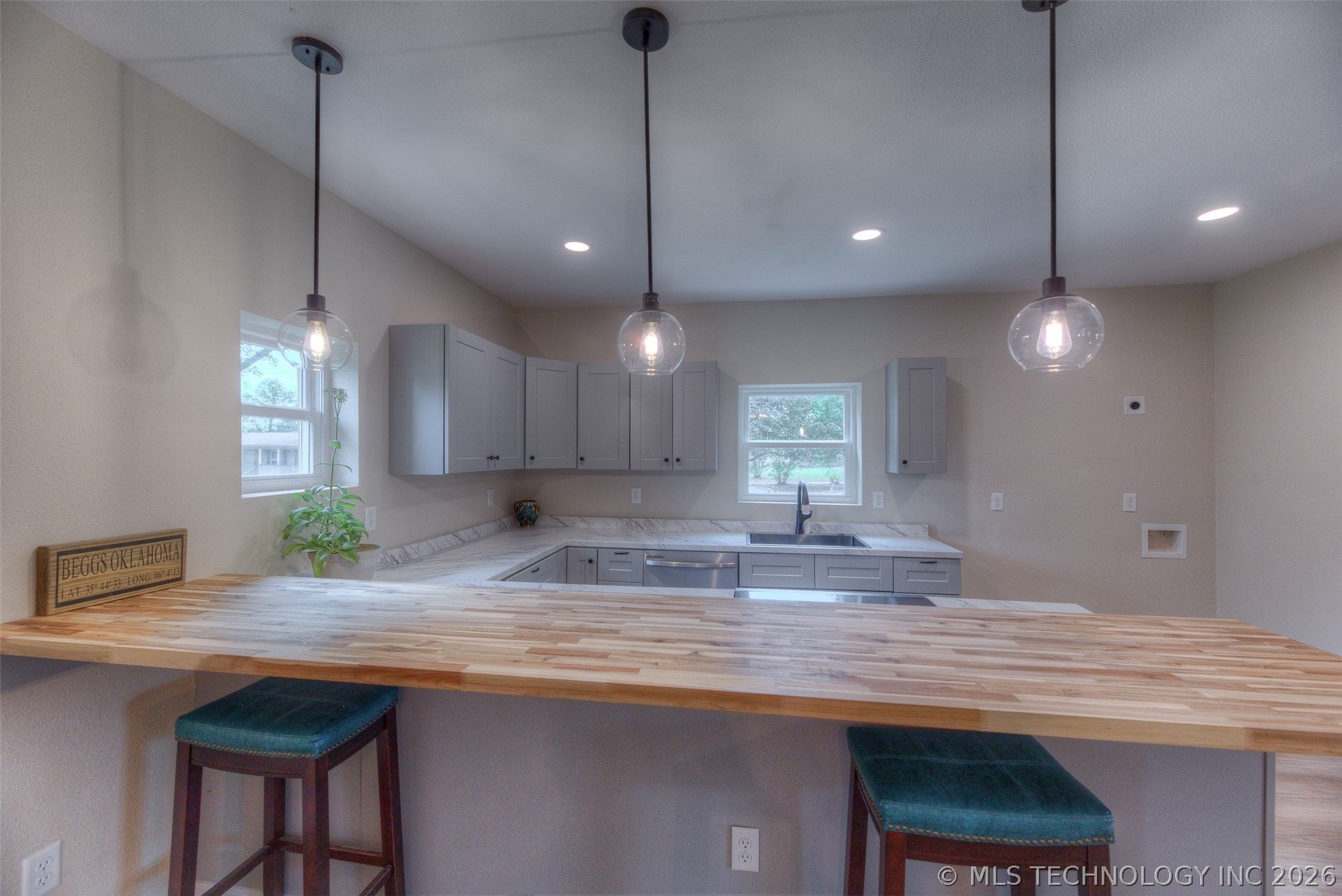 12025 N 160 Road Okmulgee OK 74447