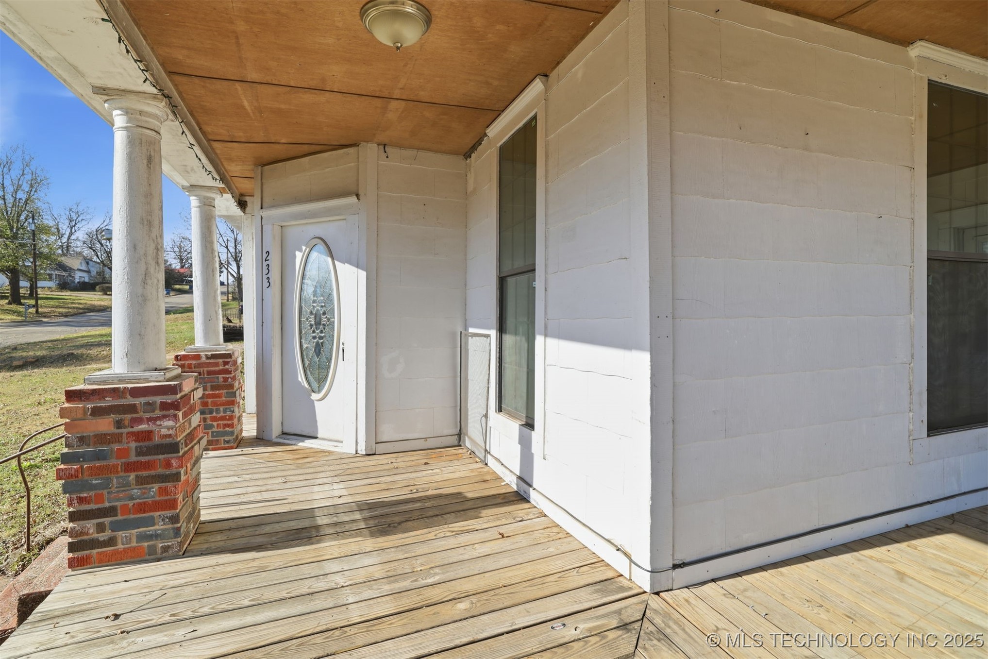 233 W 3rd Atoka OK 74525