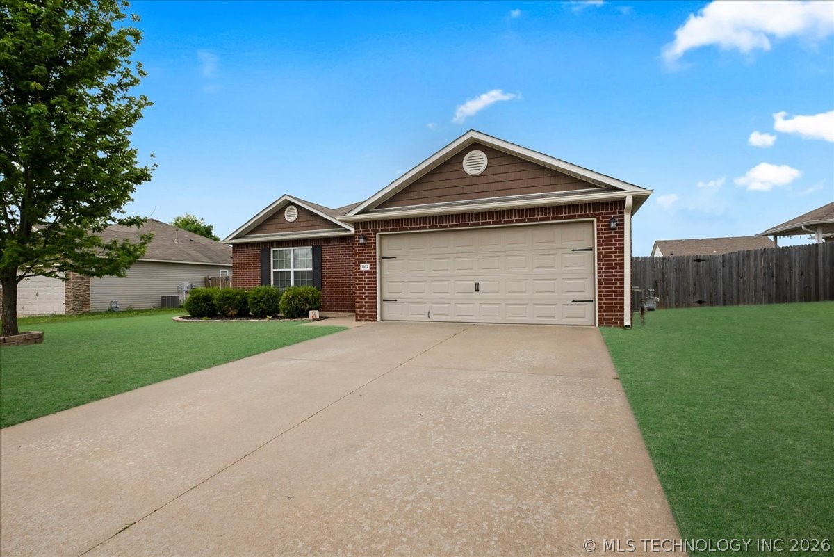 7312 S Gardenia Avenue Broken Arrow OK 74011