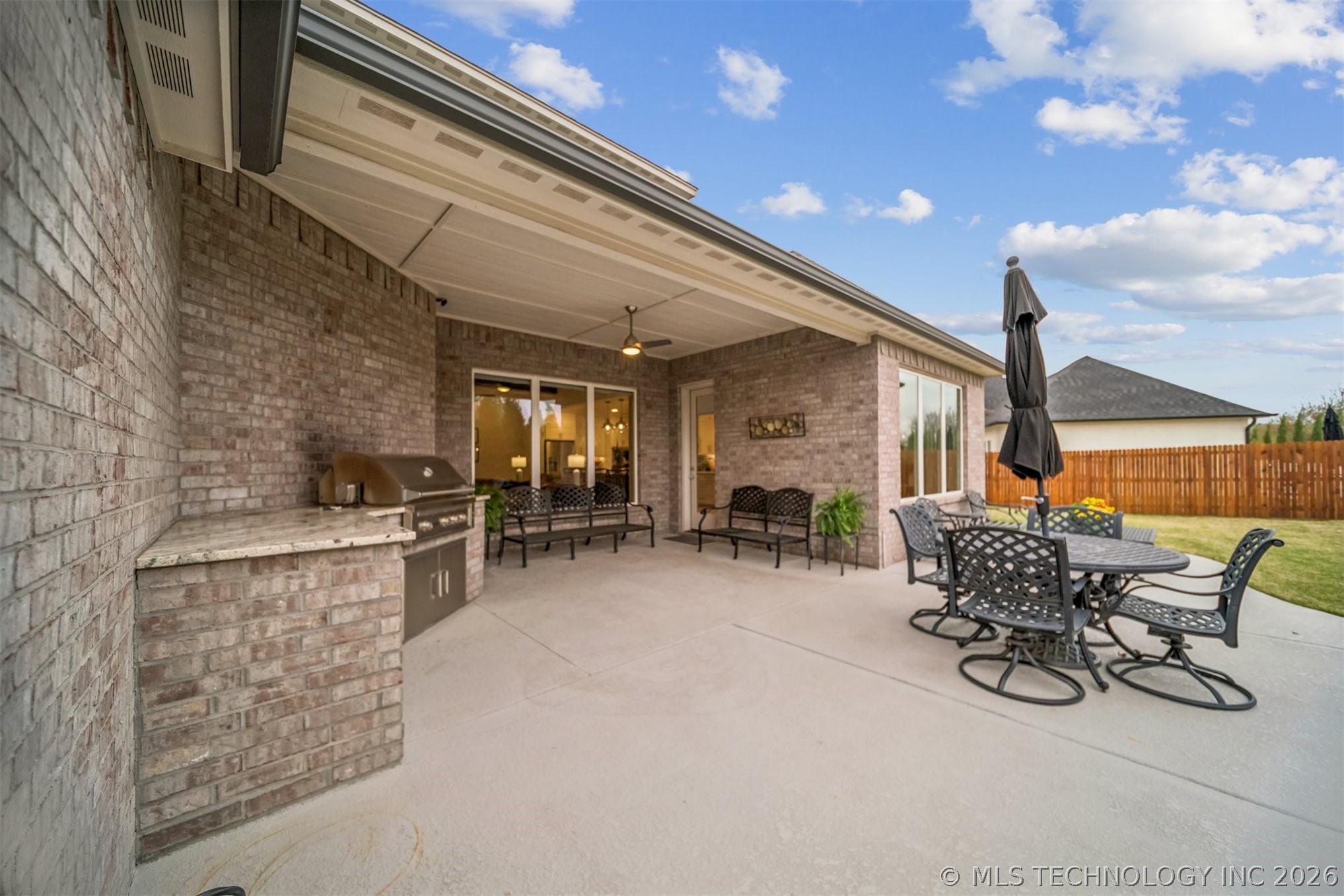 7201 N Hawthorne Lane Owasso OK 74055