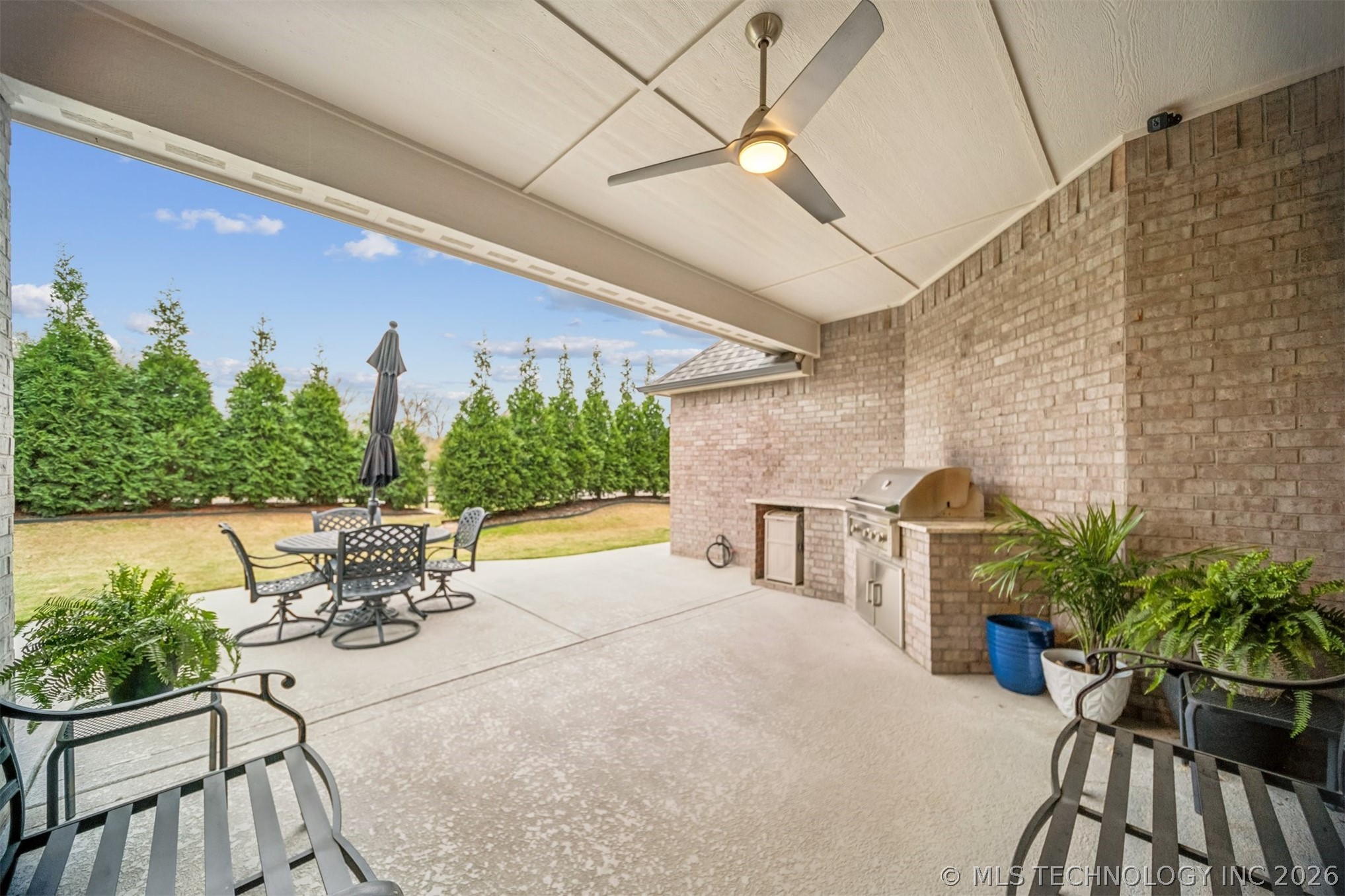 7201 N Hawthorne Lane Owasso OK 74055