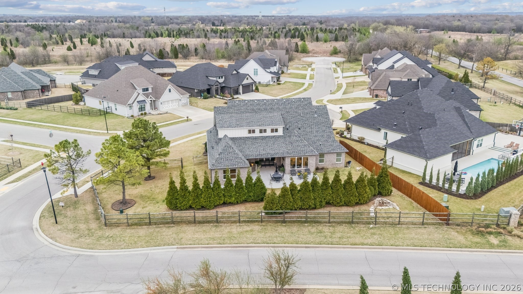 7201 N Hawthorne Lane Owasso OK 74055
