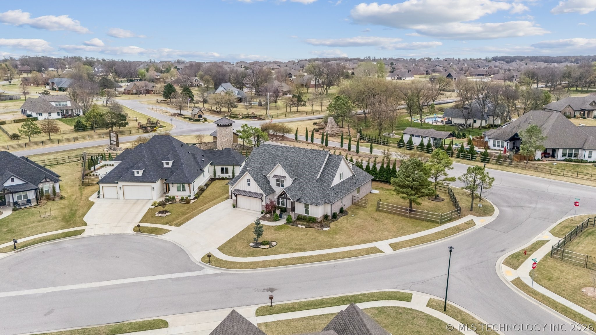 7201 N Hawthorne Lane Owasso OK 74055