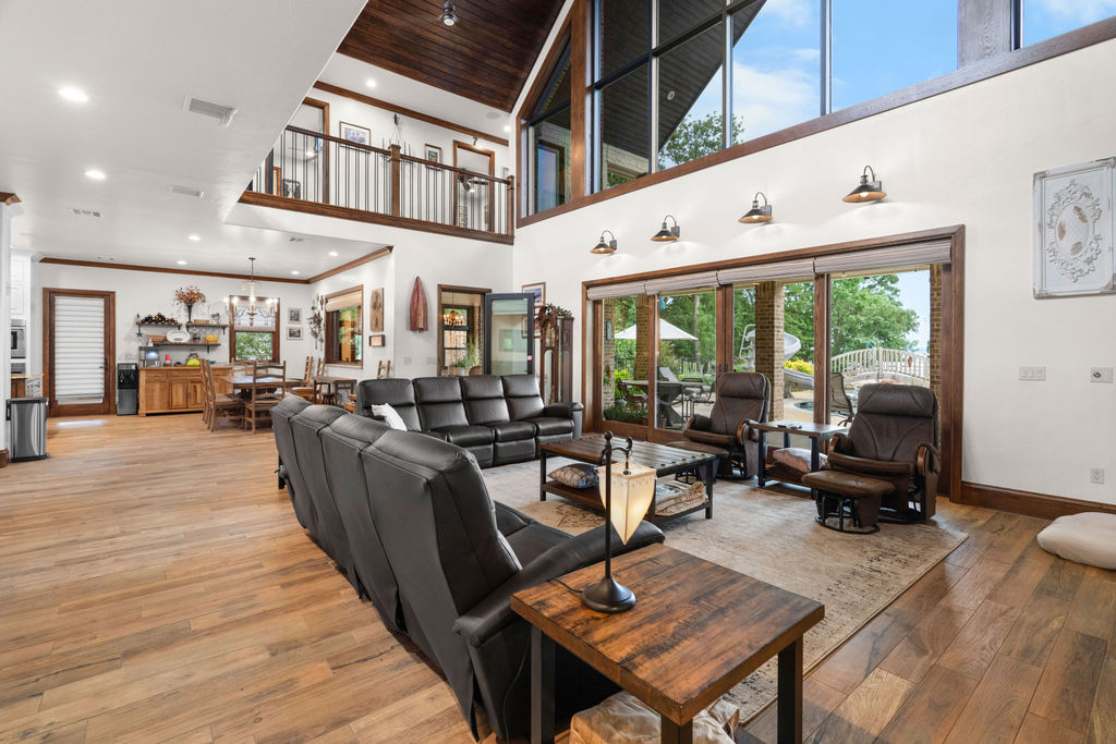 8523 Lake View Drive Kingston OK 73439