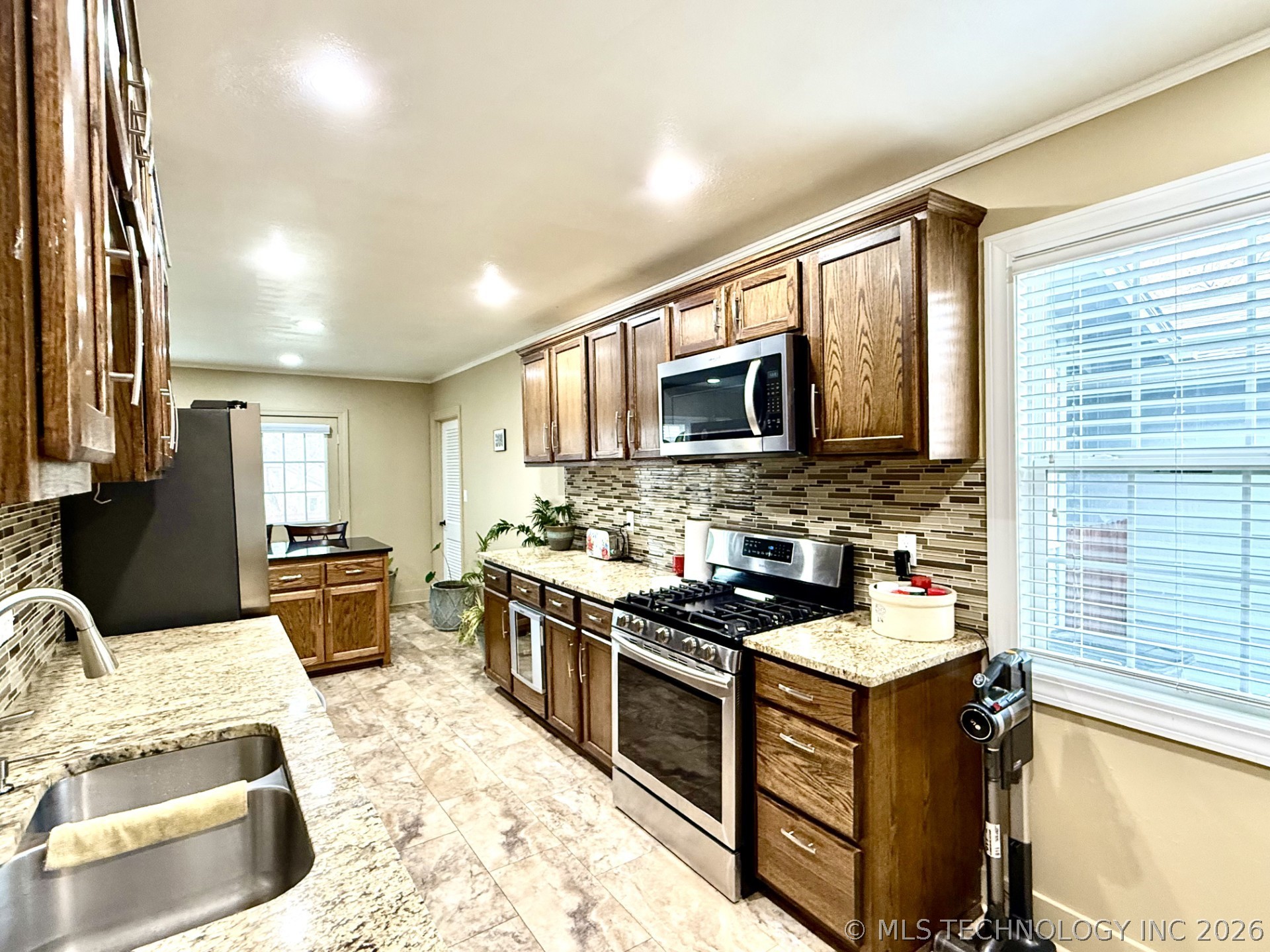 1433 S Dewey Avenue Bartlesville OK 74003