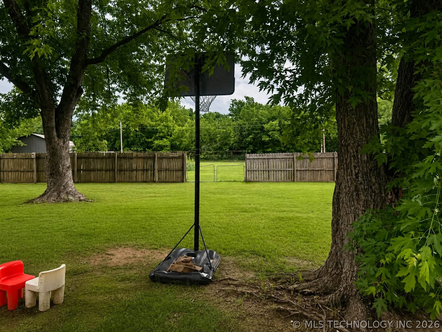 506 S 1st Avenue S Mccurtain OK 74944