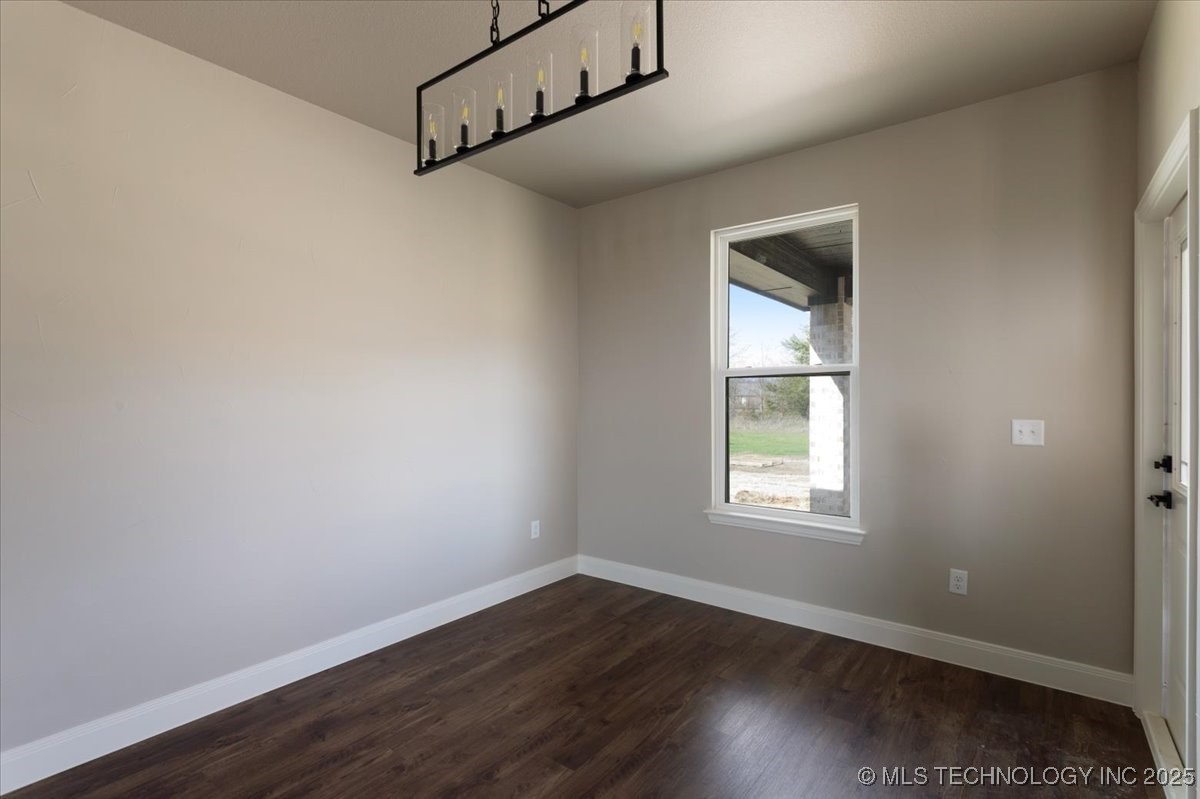 300 Sunset Way Mead OK 73449