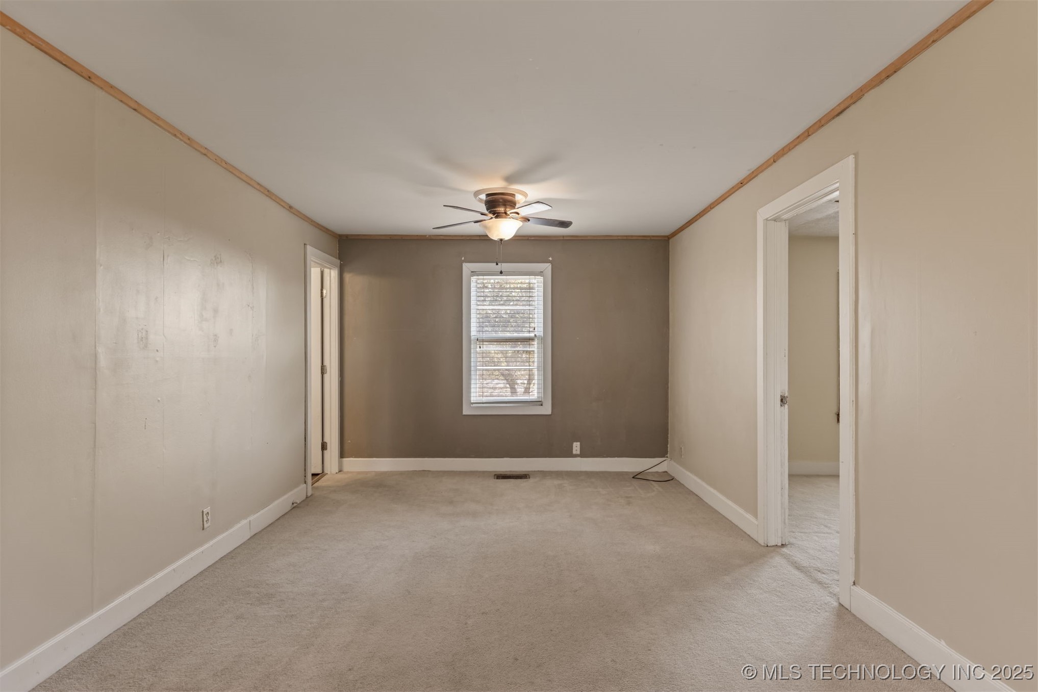 1043 N Valley Drive Sand Springs OK 74063