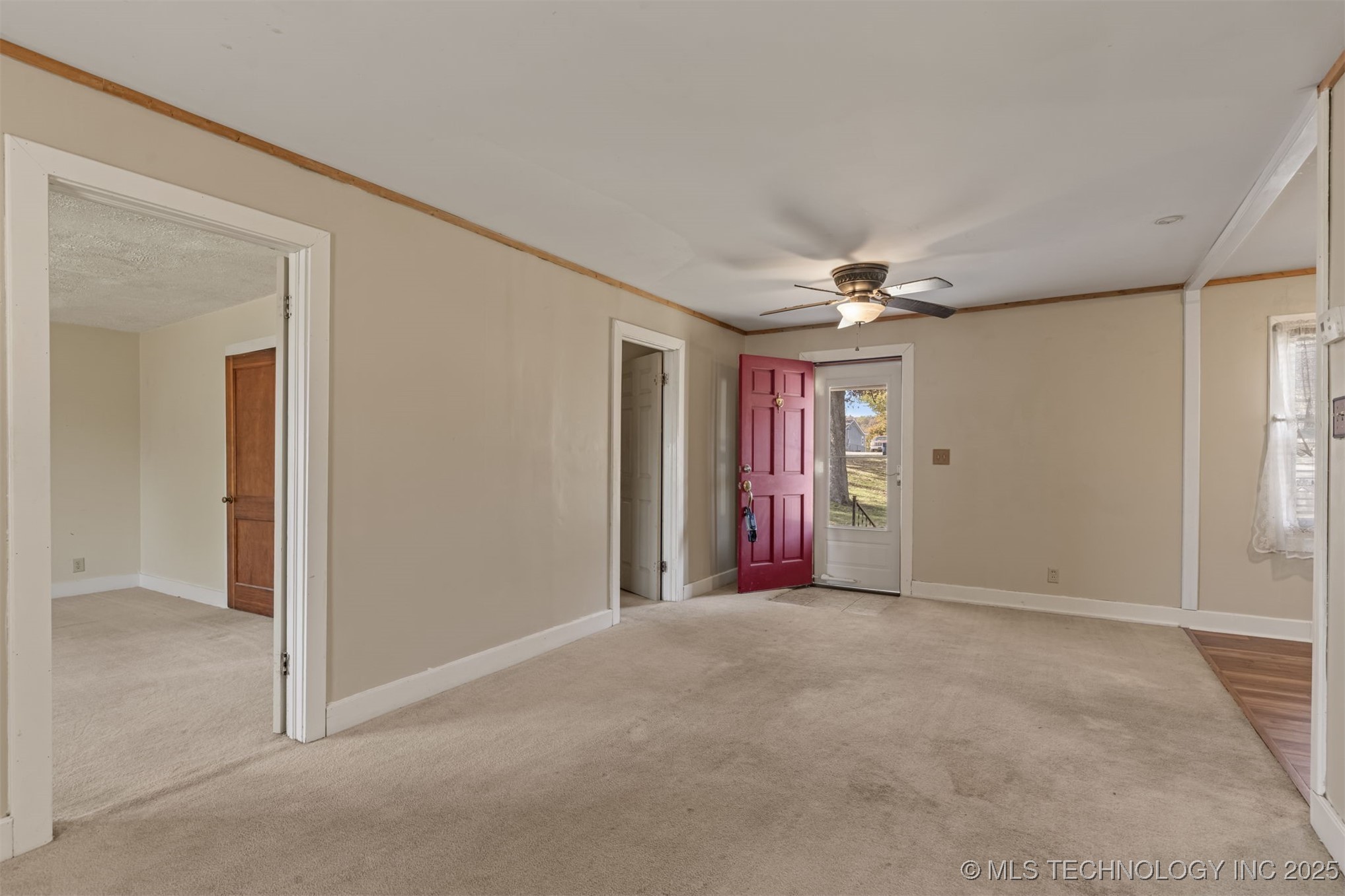 1043 N Valley Drive Sand Springs OK 74063