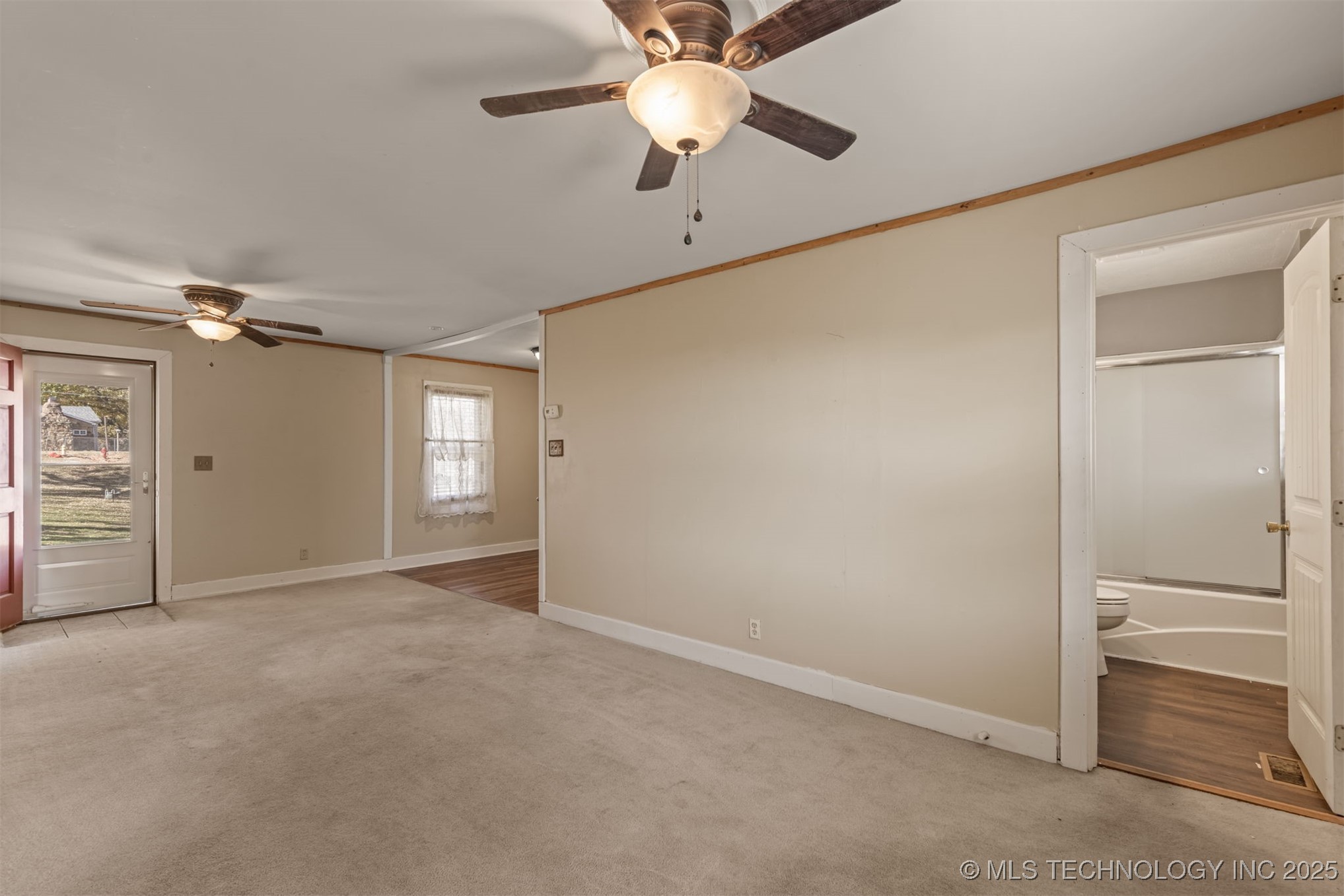 1043 N Valley Drive Sand Springs OK 74063