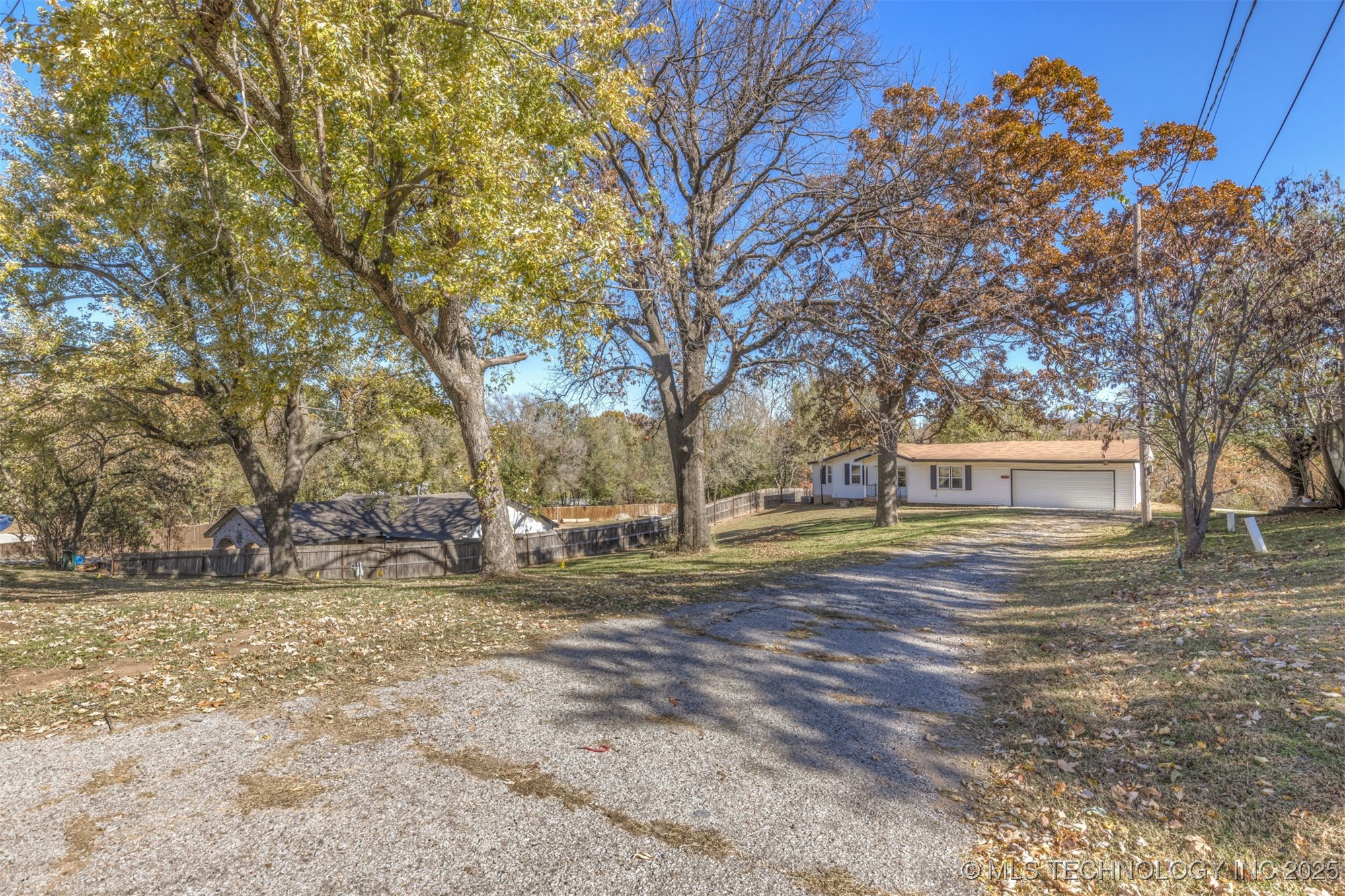 1043 N Valley Drive Sand Springs OK 74063