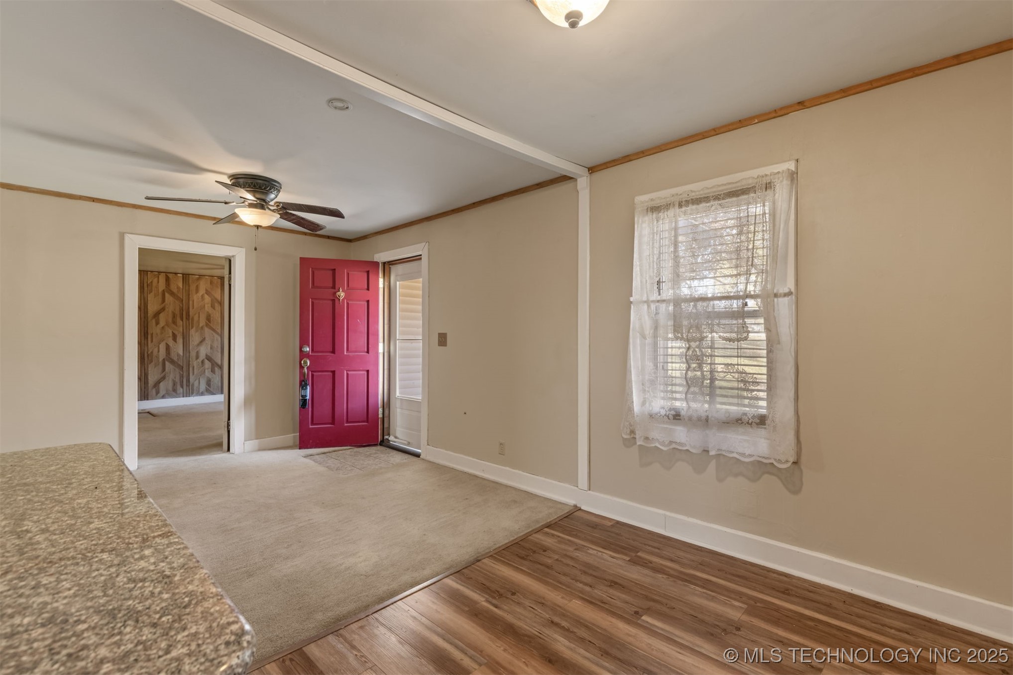 1043 N Valley Drive Sand Springs OK 74063