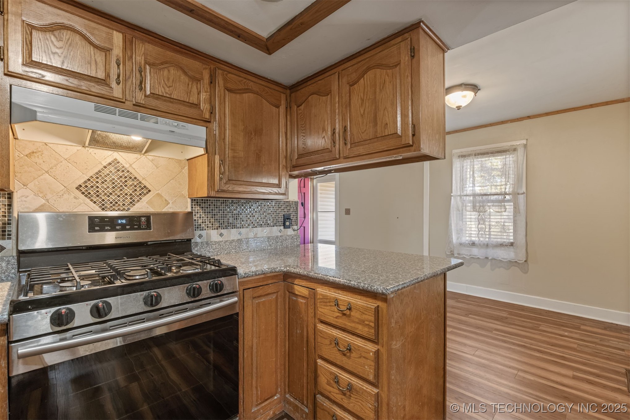 1043 N Valley Drive Sand Springs OK 74063