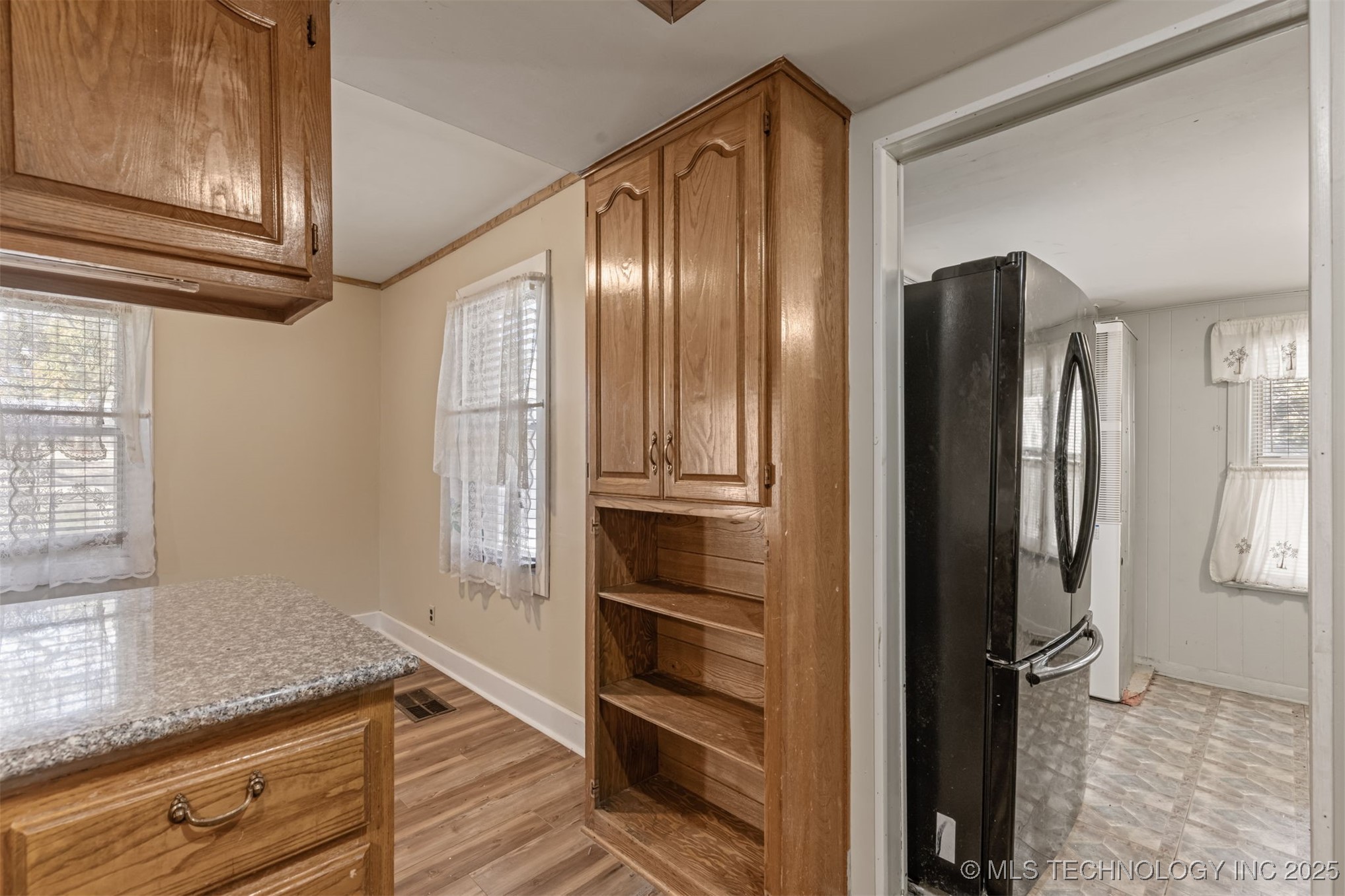 1043 N Valley Drive Sand Springs OK 74063