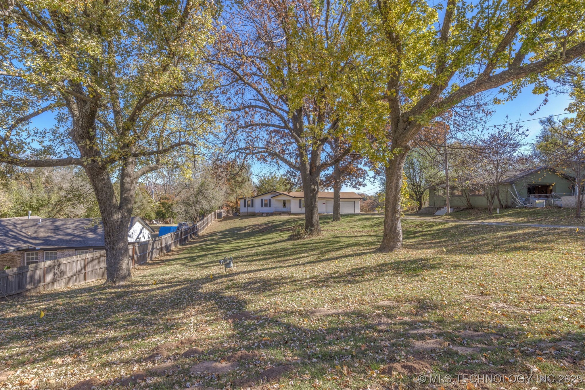 1043 N Valley Drive Sand Springs OK 74063