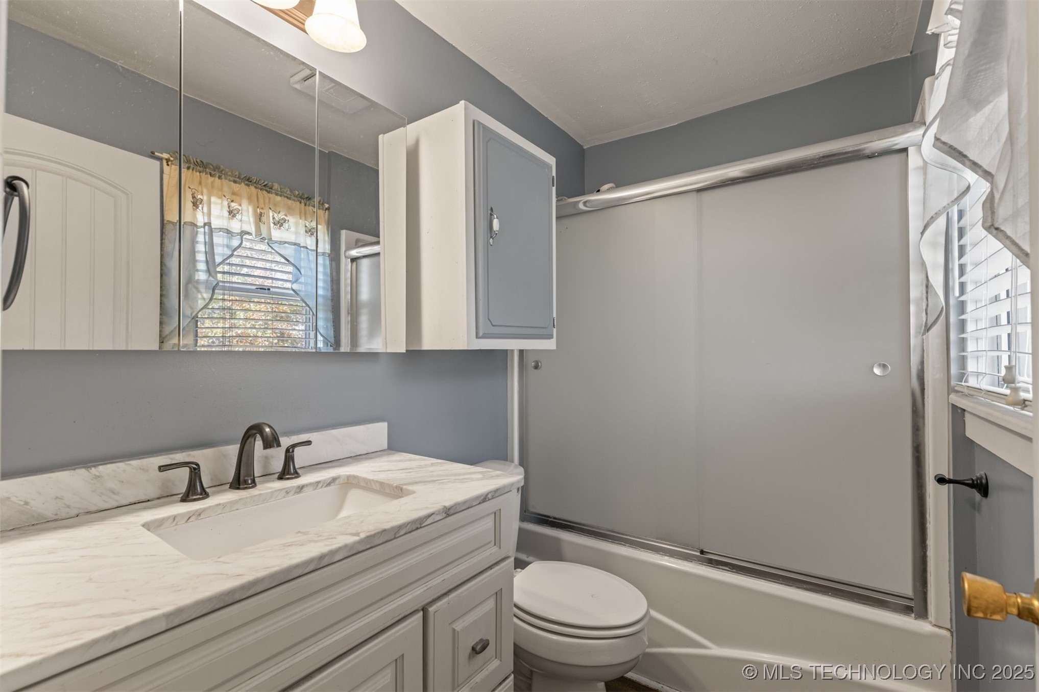 1043 N Valley Drive Sand Springs OK 74063