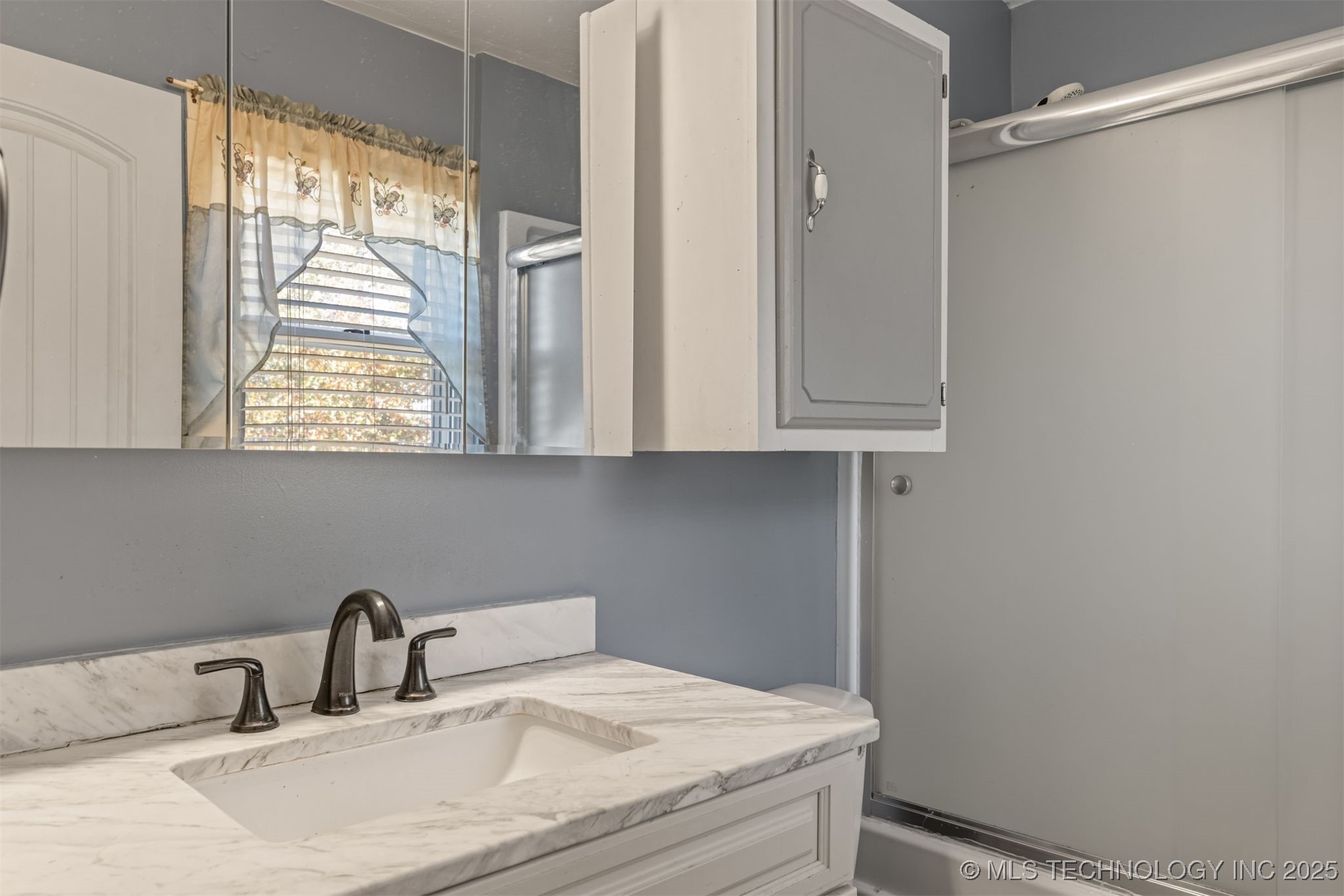 1043 N Valley Drive Sand Springs OK 74063