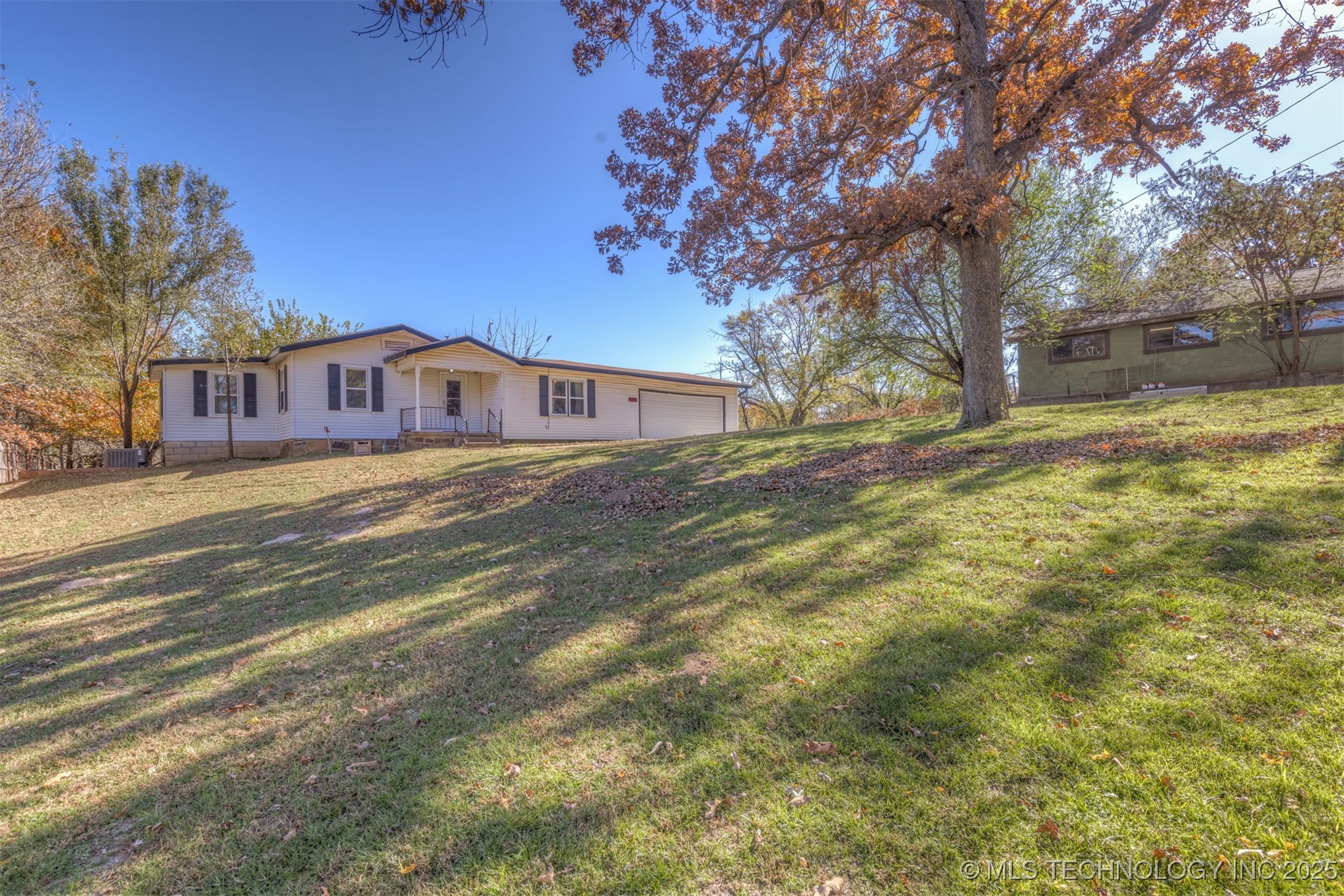 1043 N Valley Drive Sand Springs OK 74063