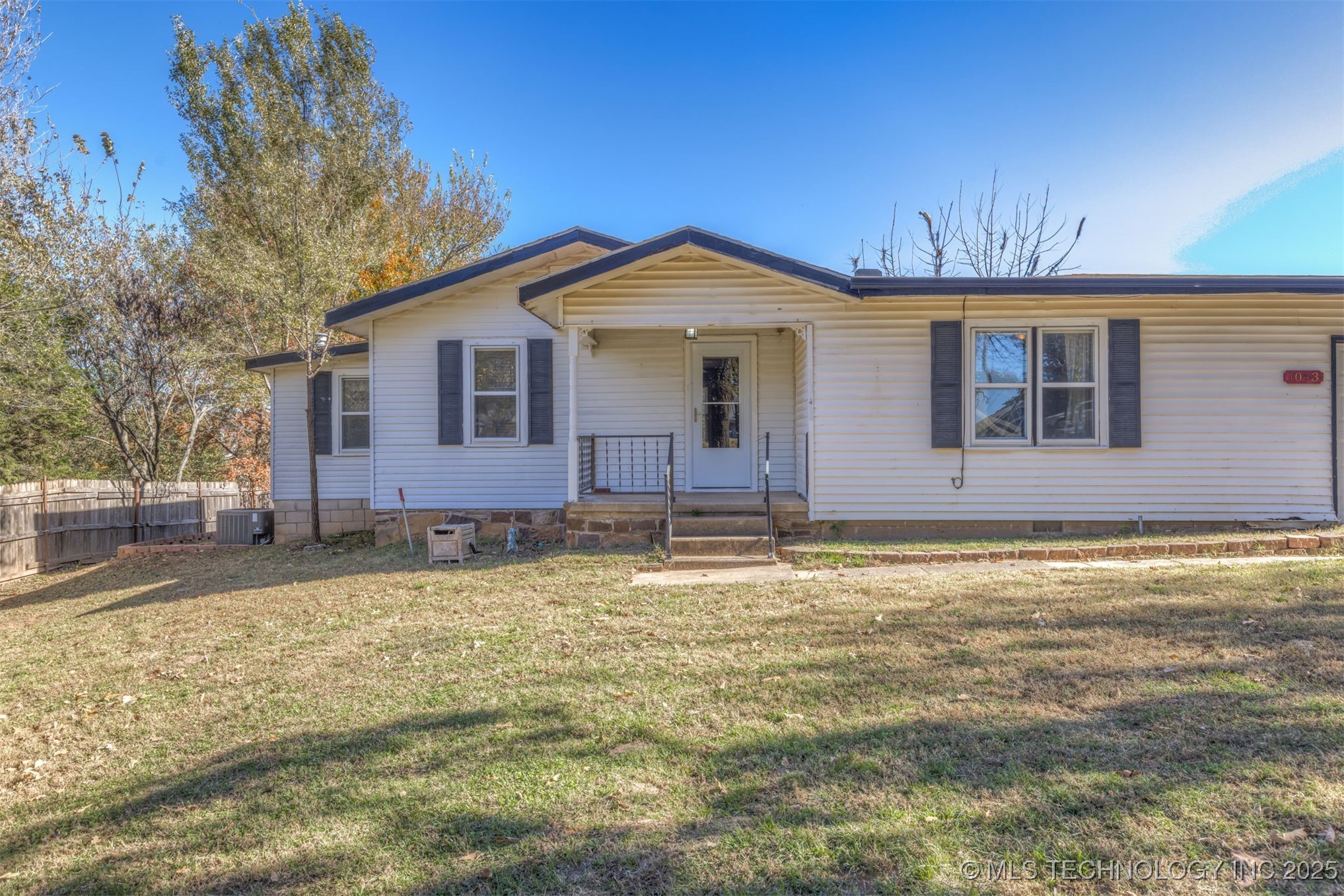 1043 N Valley Drive Sand Springs OK 74063
