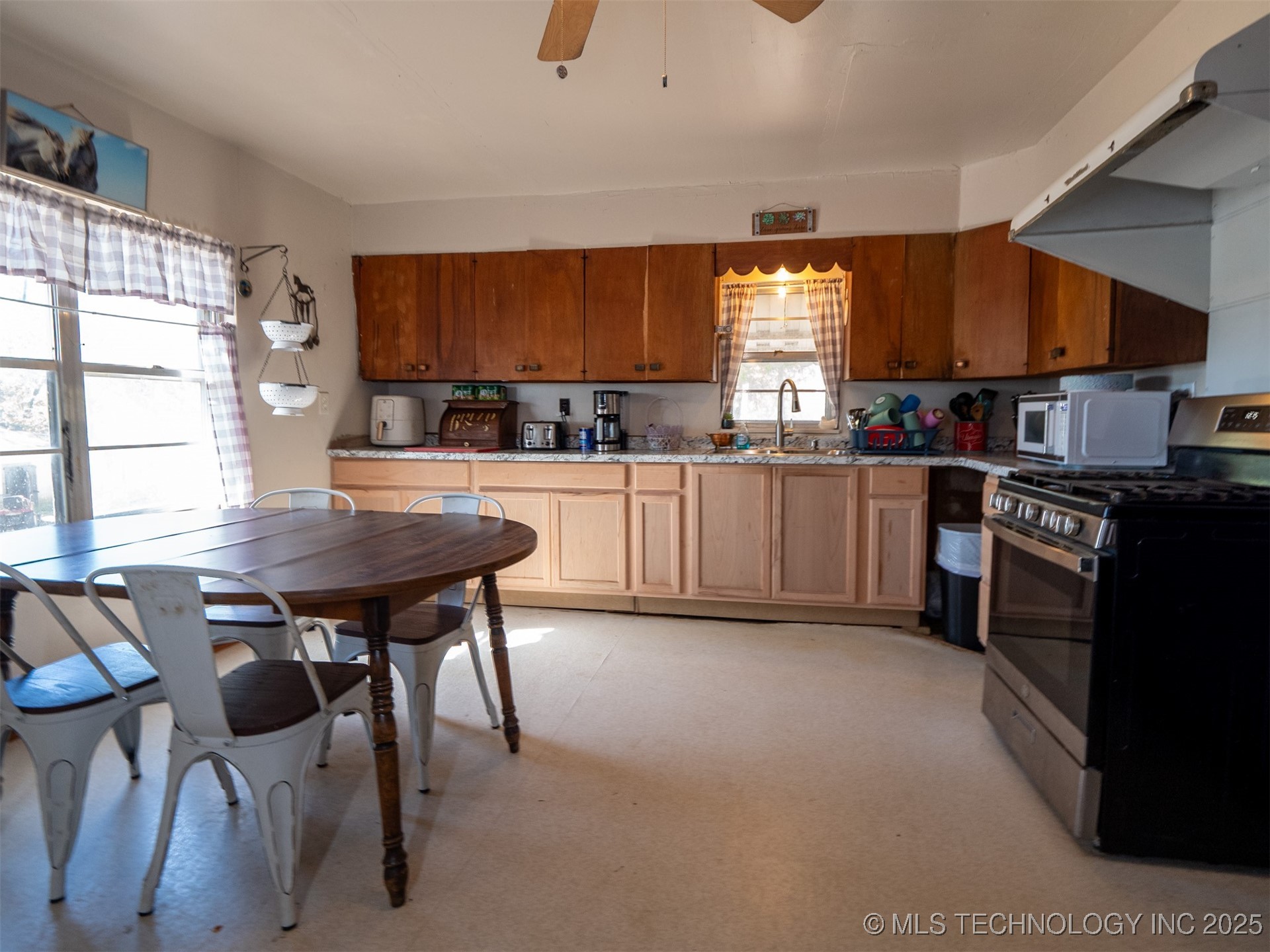 10450 County Road 1490 Road Ada OK 74820