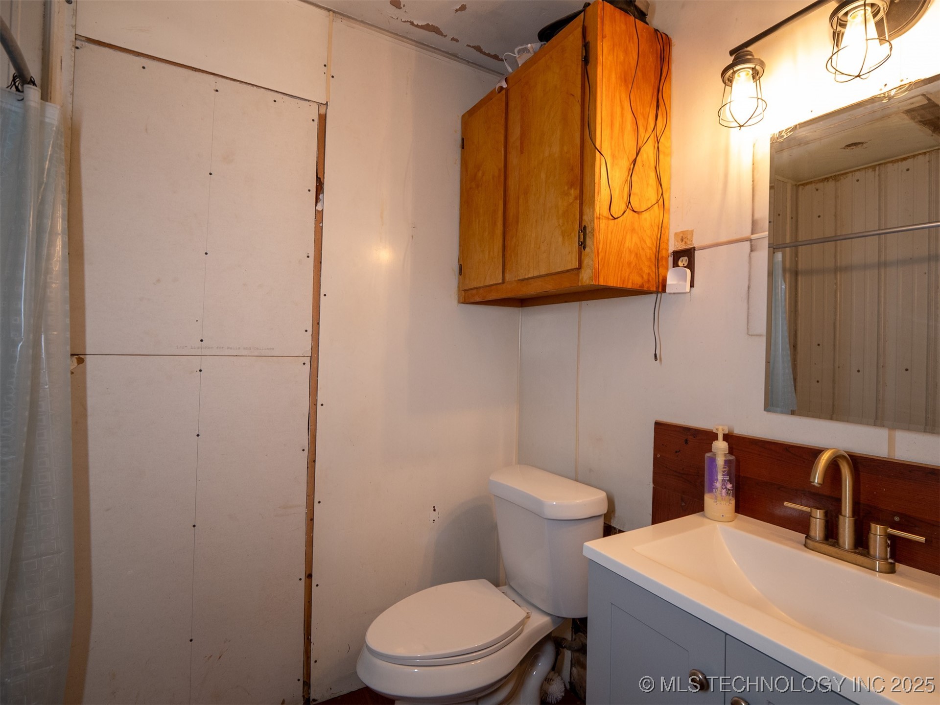 10450 County Road 1490 Road Ada OK 74820