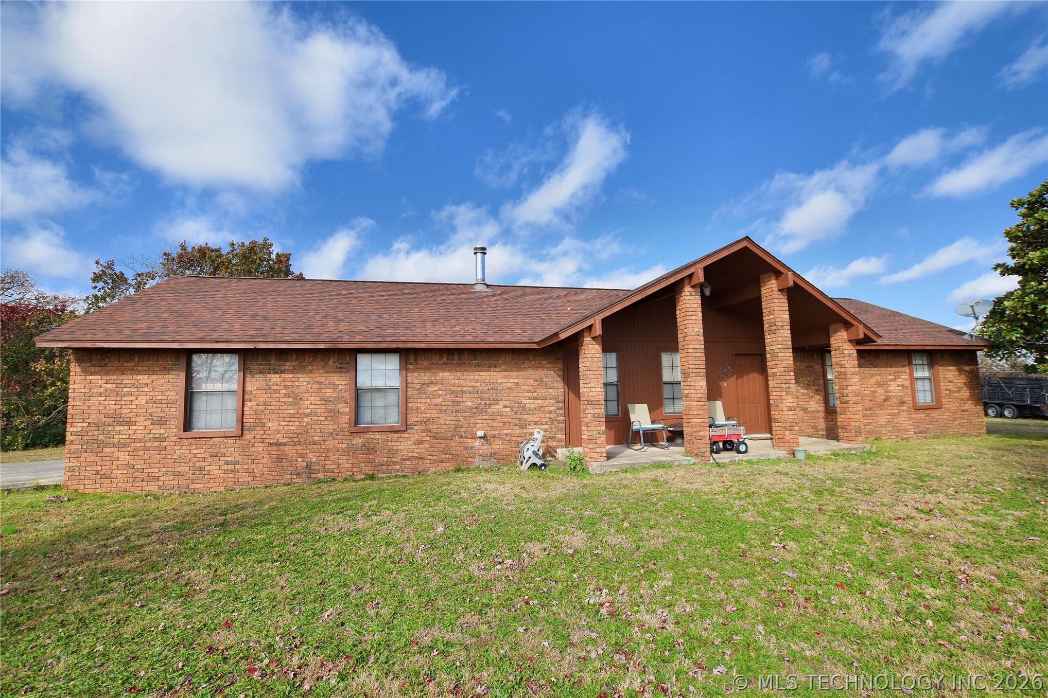 5747 E 620 Road Locust Grove OK 74352