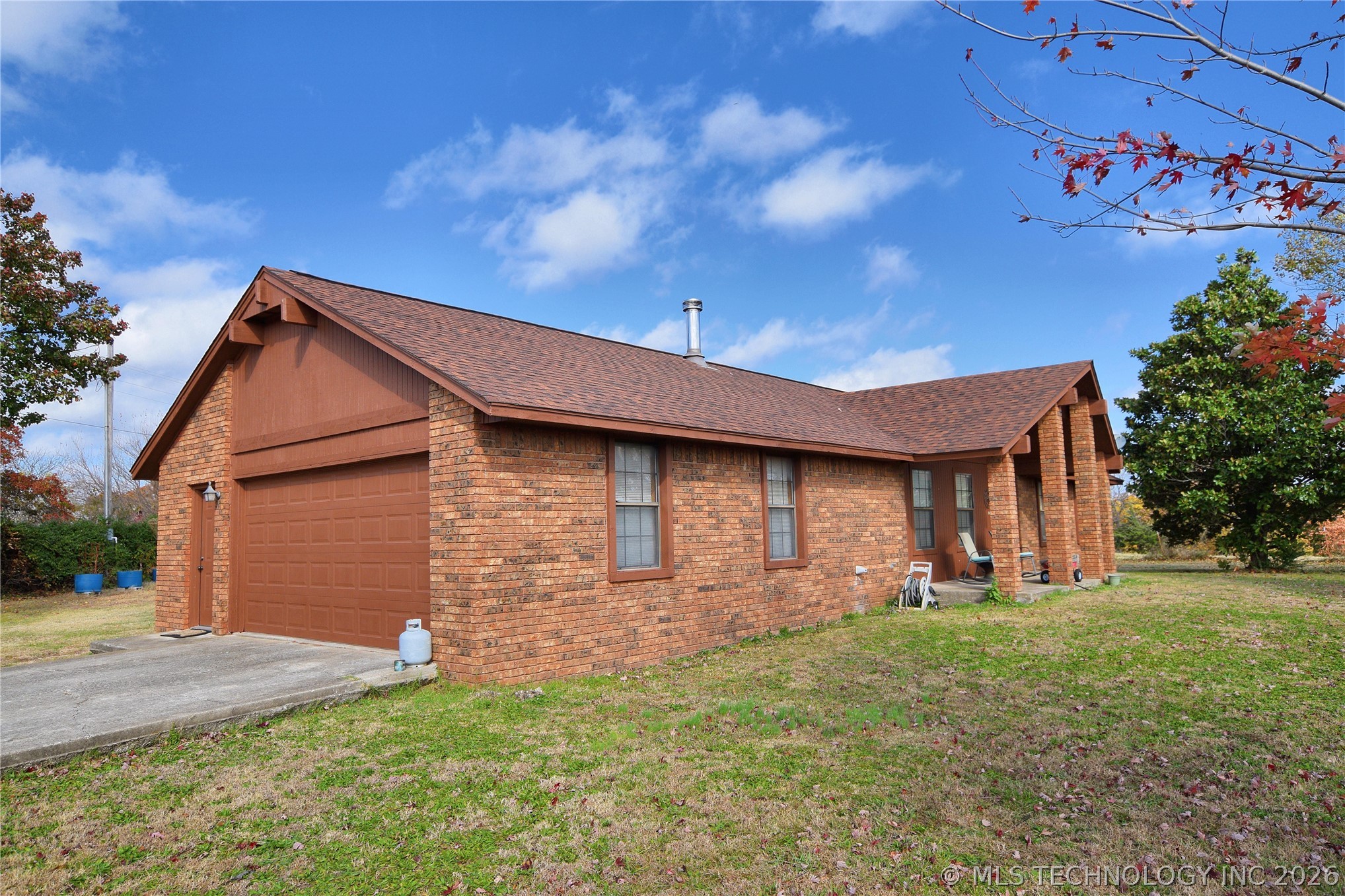 5747 E 620 Road Locust Grove OK 74352