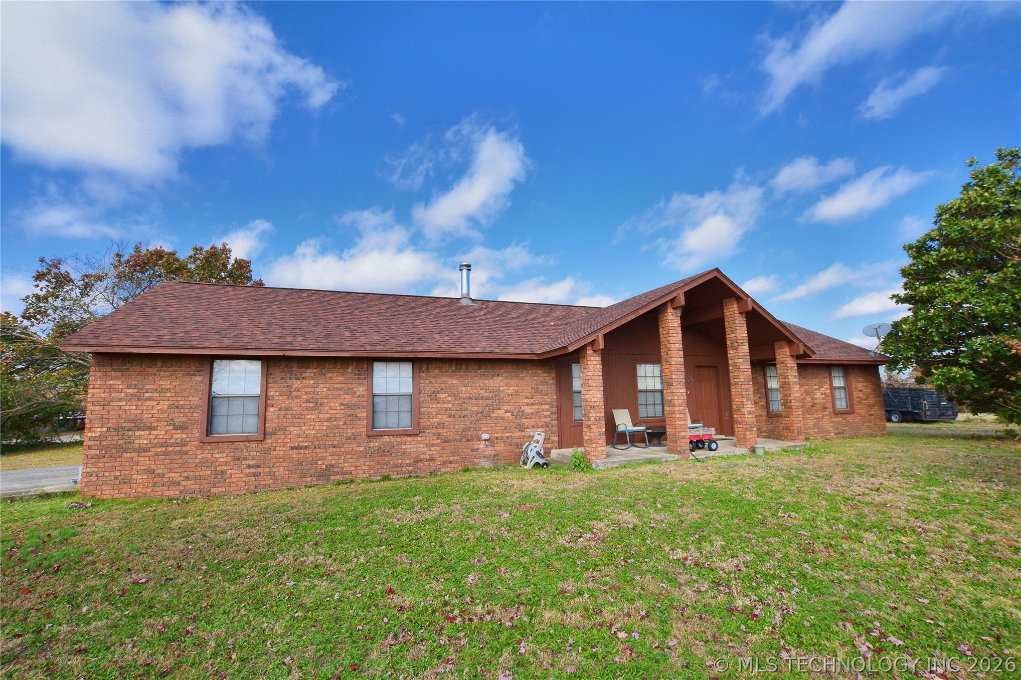 5747 E 620 Road Locust Grove OK 74352