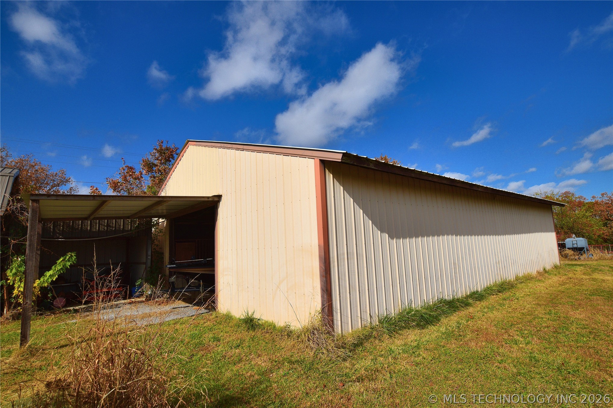5747 E 620 Road Locust Grove OK 74352