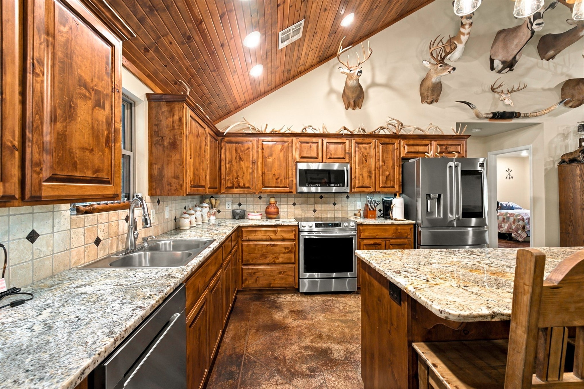 21501 S 705 Road Wyandotte OK 74370