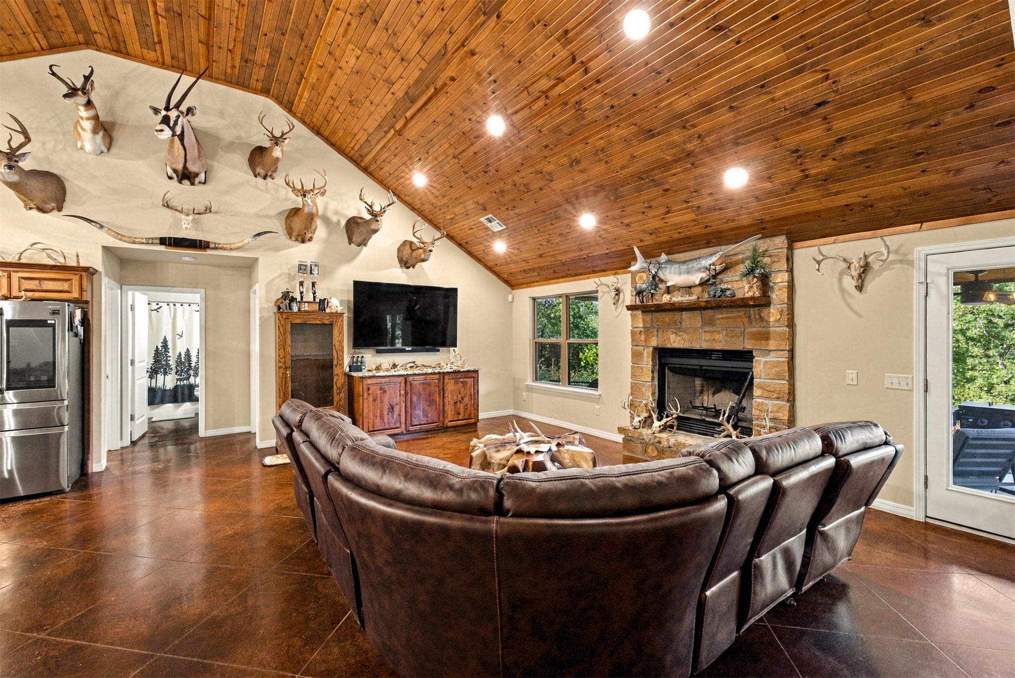 21501 S 705 Road Wyandotte OK 74370