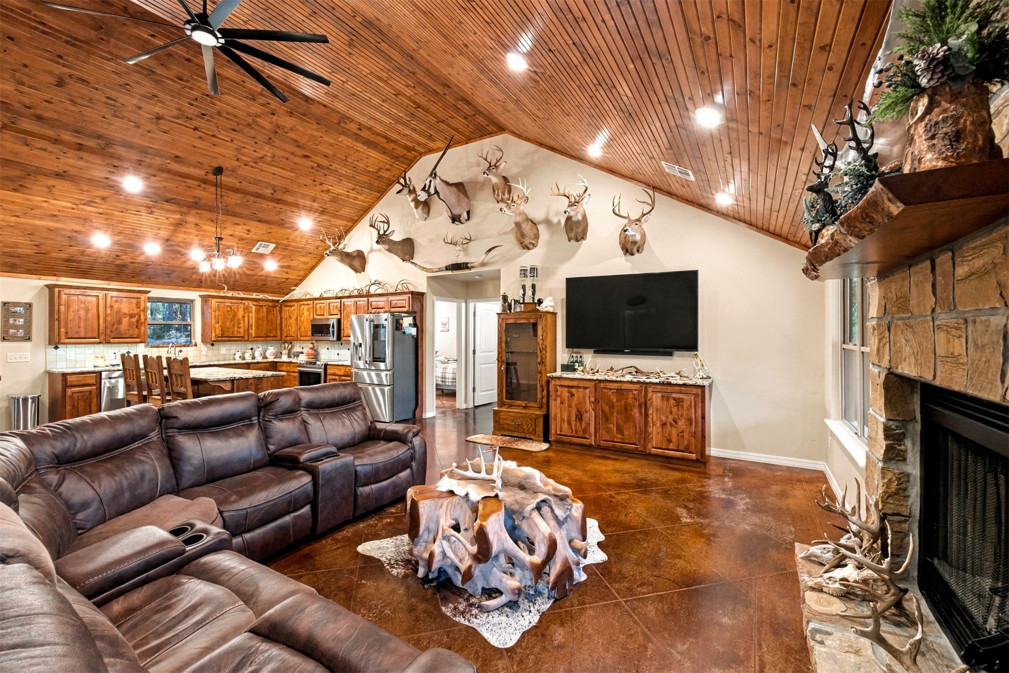 21501 S 705 Road Wyandotte OK 74370