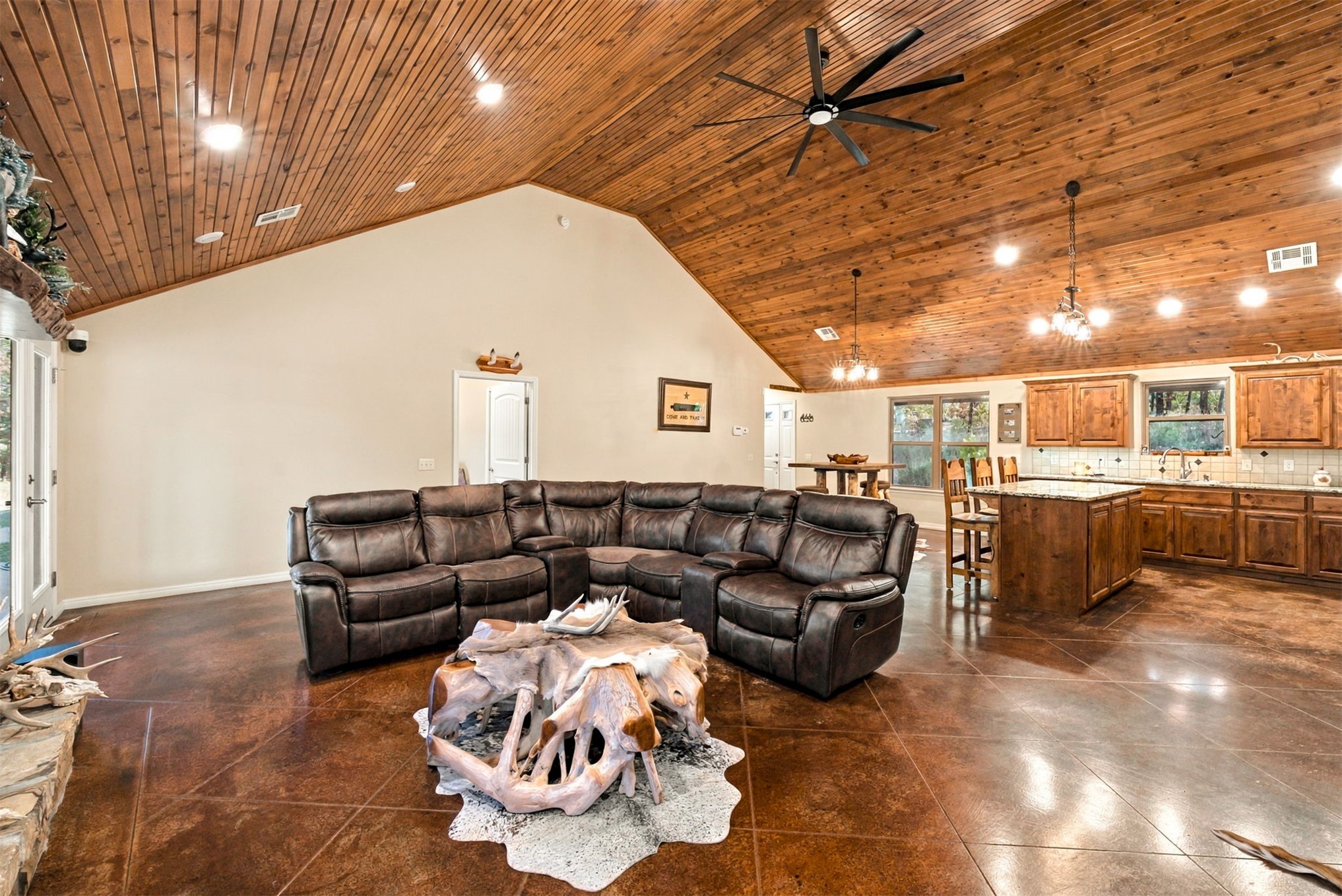 21501 S 705 Road Wyandotte OK 74370