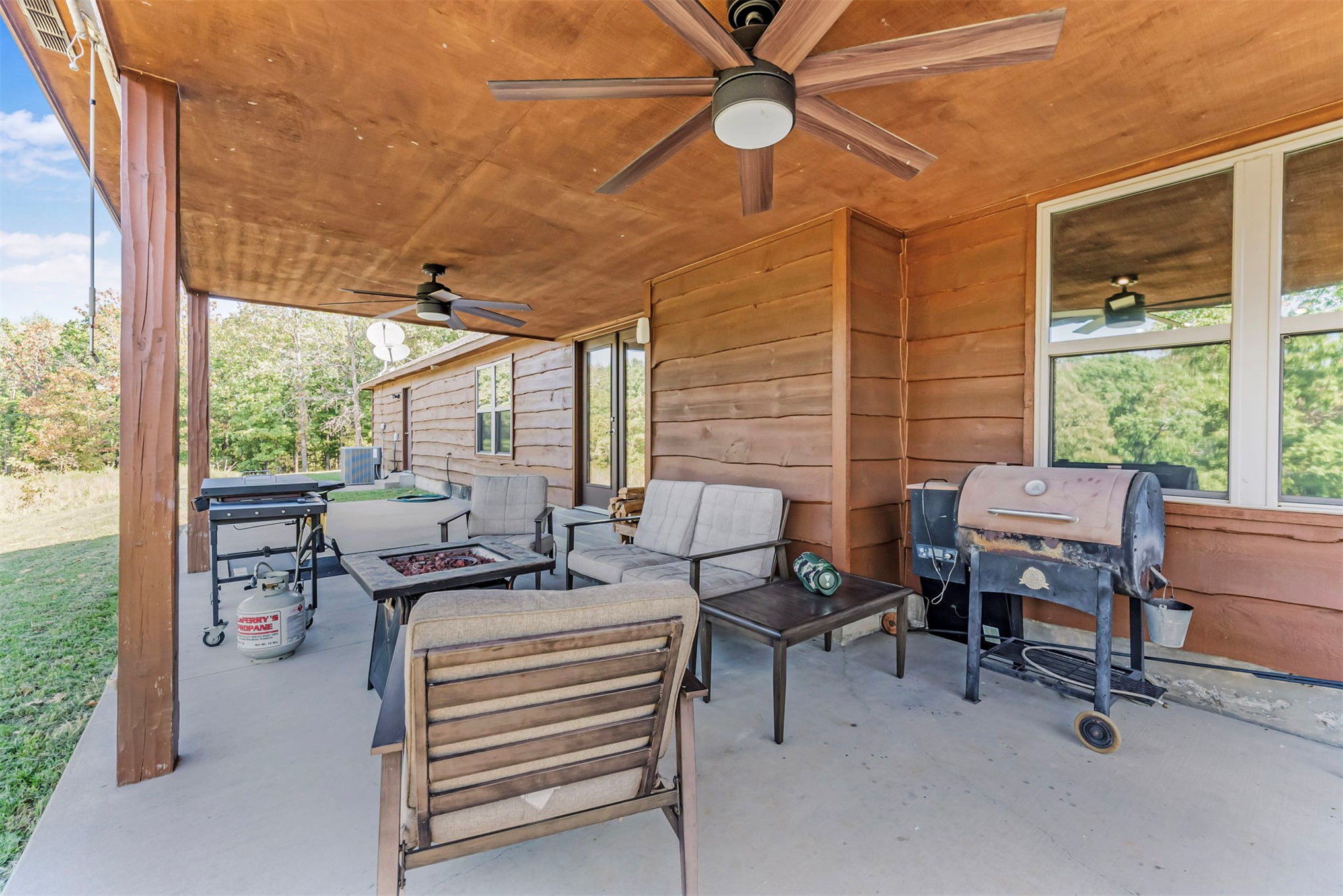 21501 S 705 Road Wyandotte OK 74370