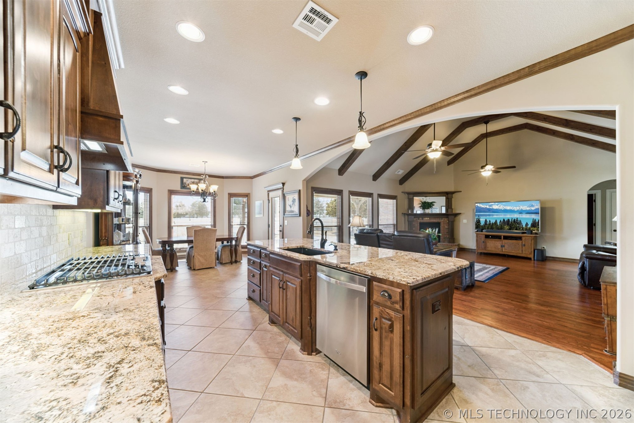 3398 E 426 Road Oologah OK 74053