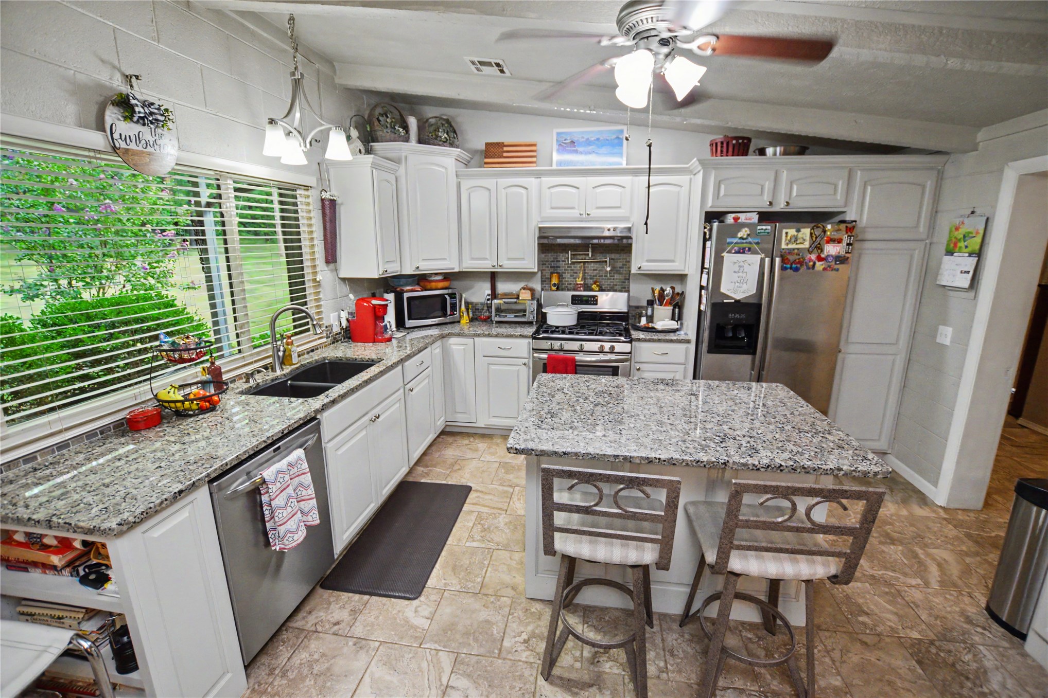 30005 Highway 82 Cookson OK 74427