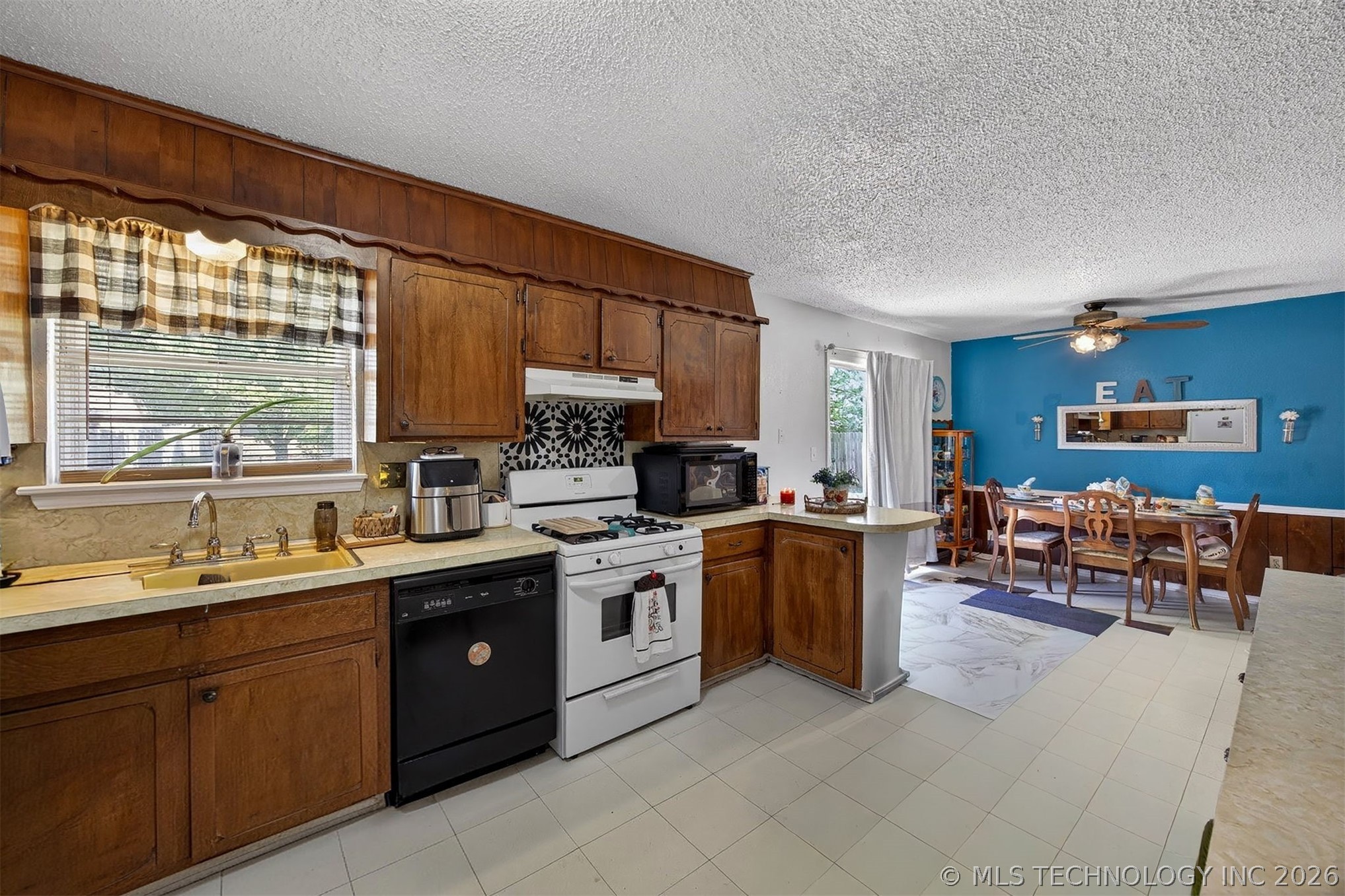 1705 S Poplar Avenue Broken Arrow OK 74012