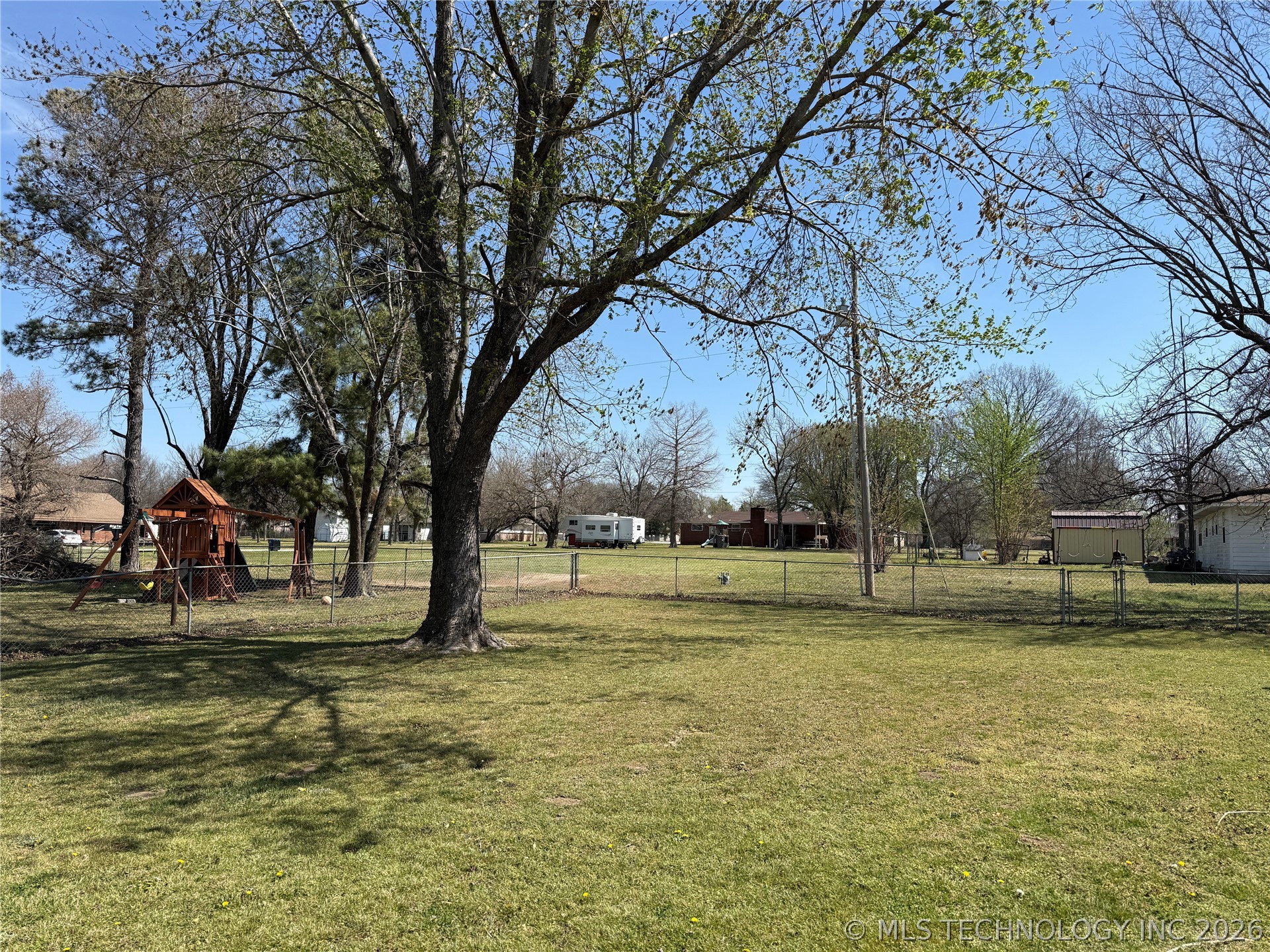 520 W Galer Avenue Nowata OK 74048