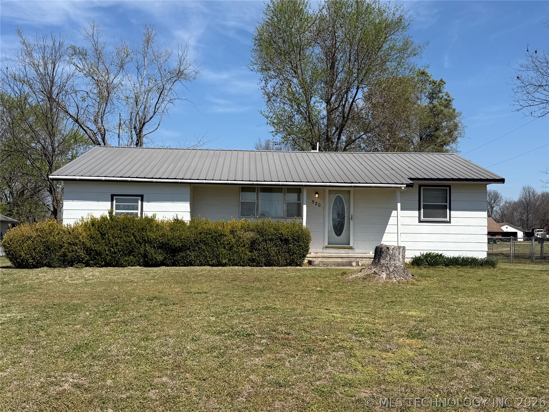 520 W Galer Avenue Nowata OK 74048