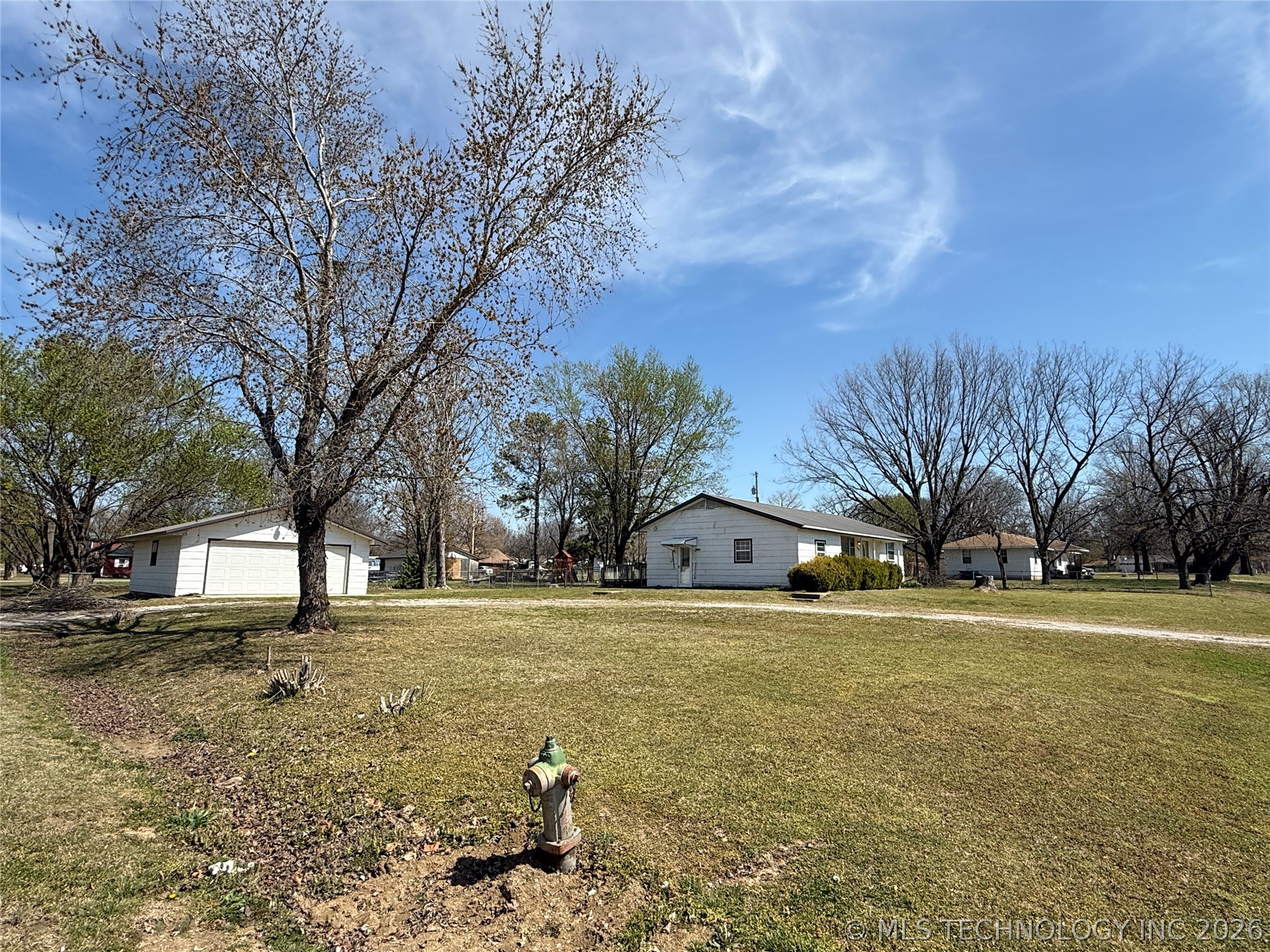 520 W Galer Avenue Nowata OK 74048