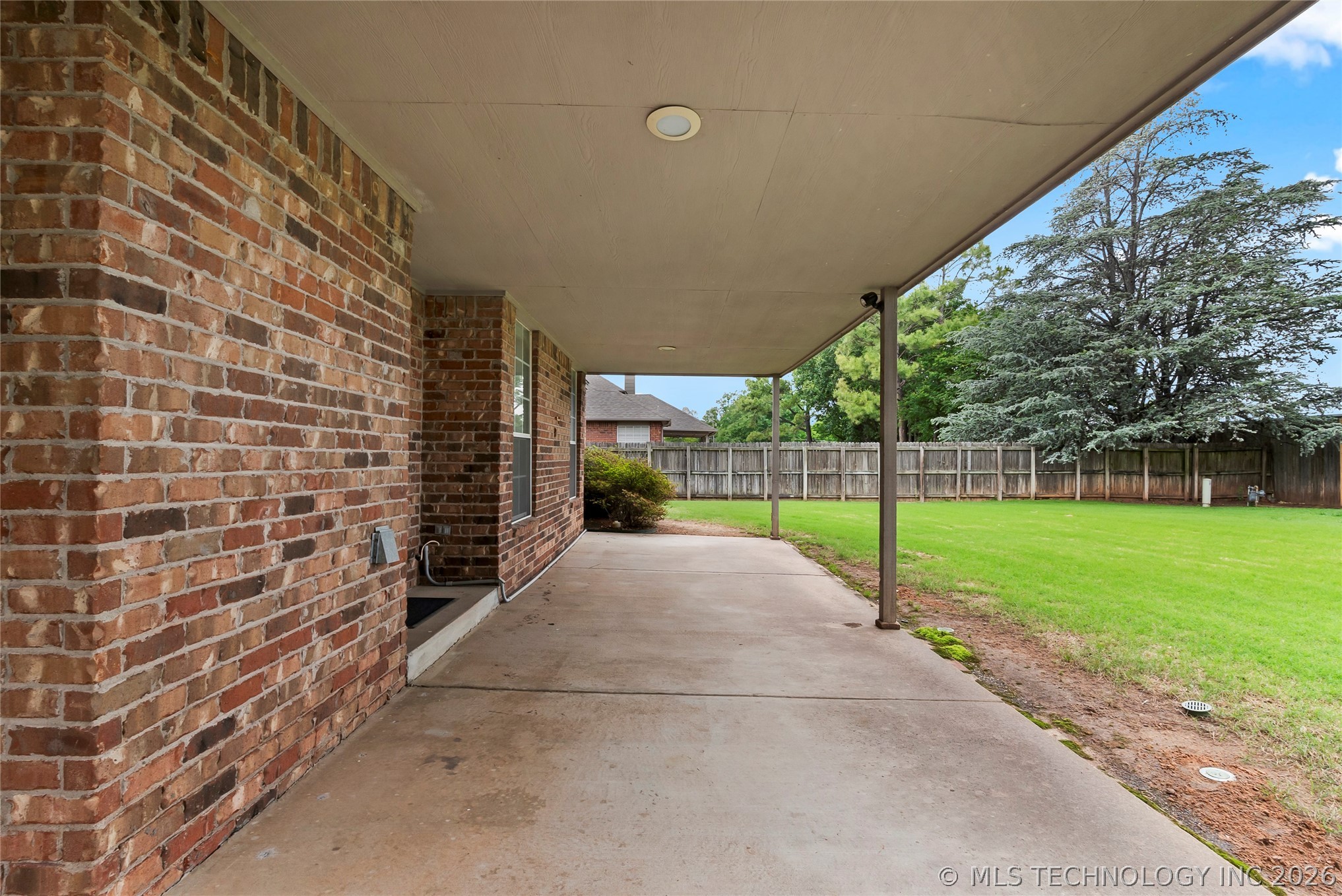 2817 E 102nd Place Tulsa OK 74137