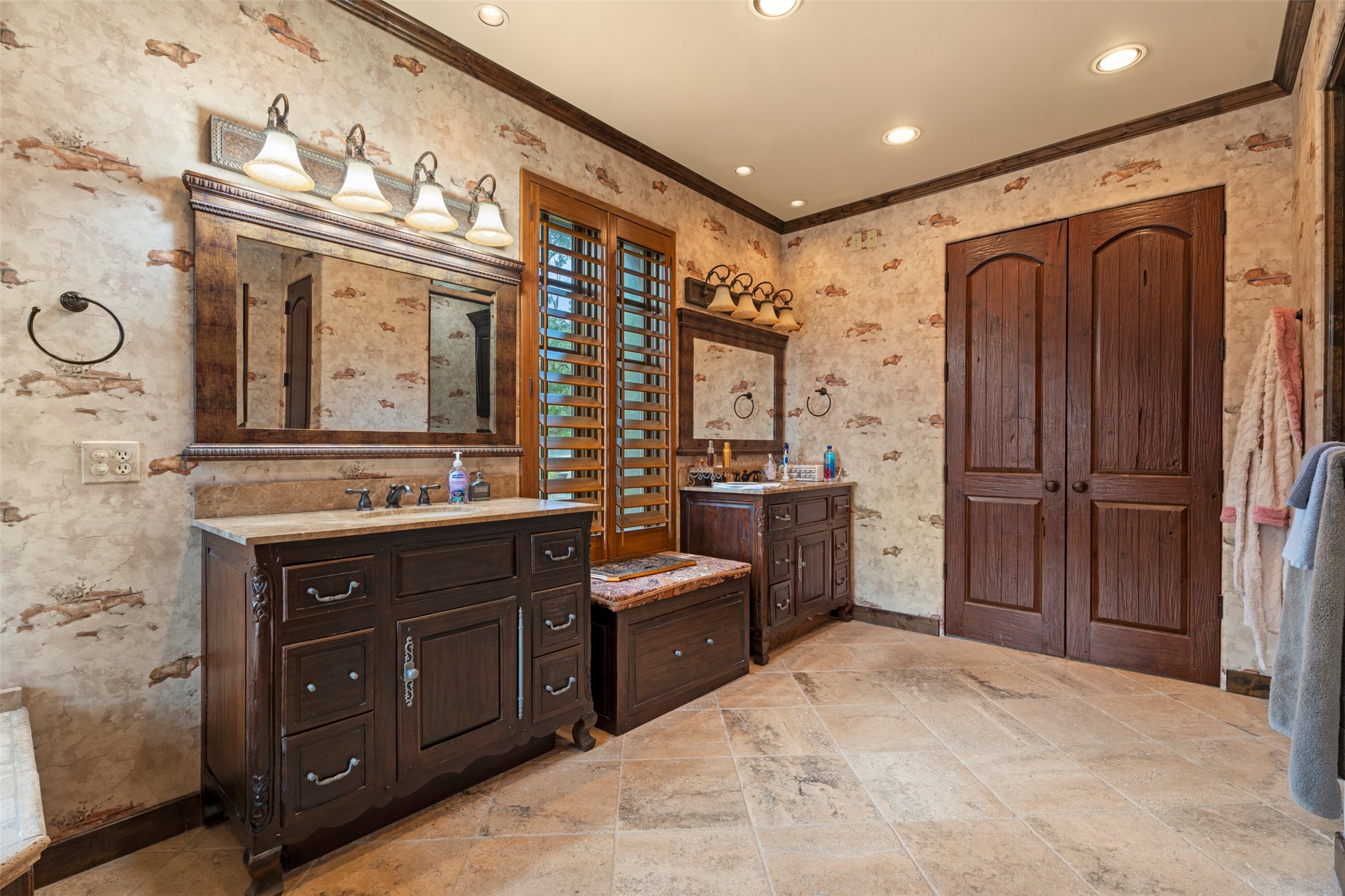 45181 Ridge Road Circle Afton OK 74331