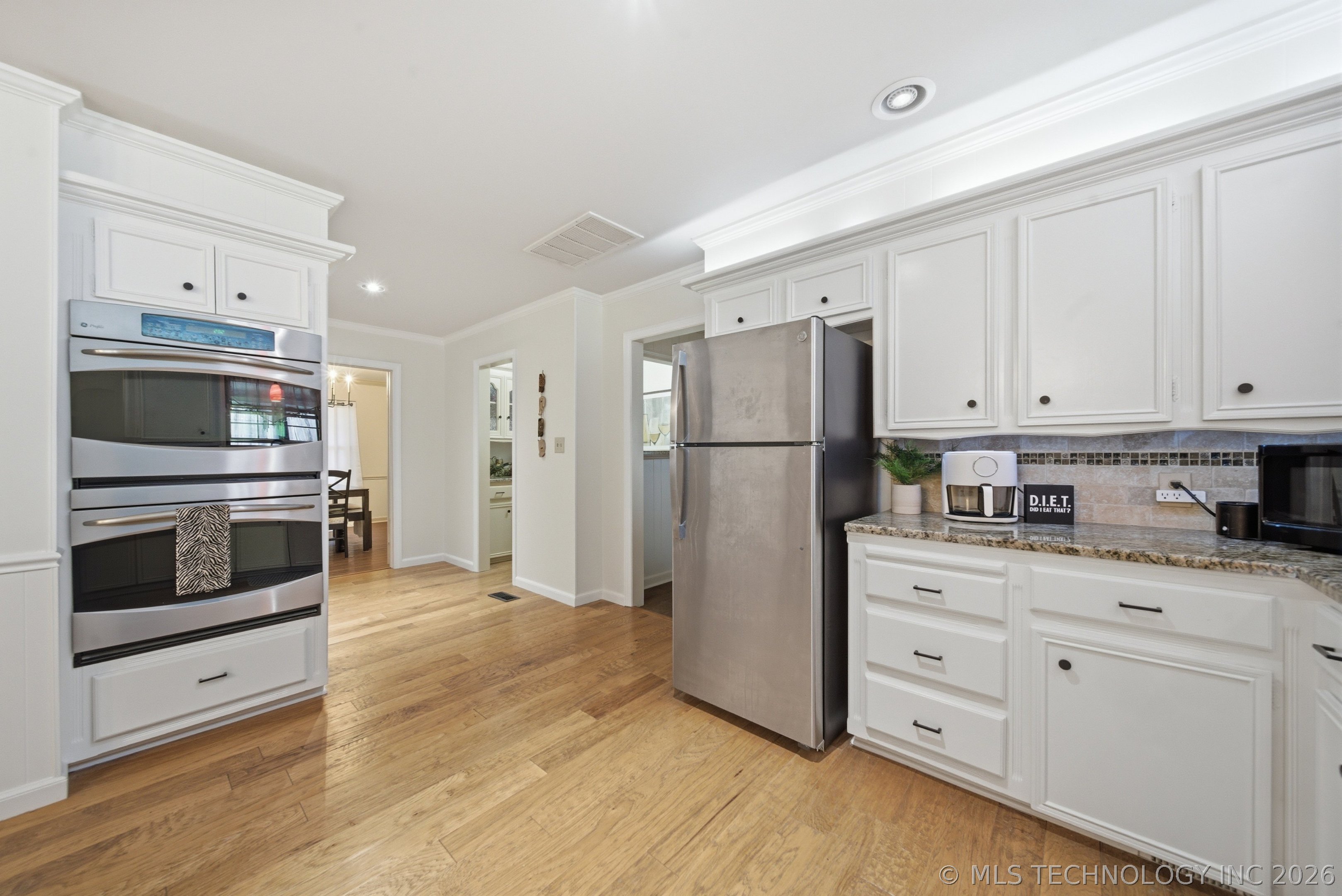 7021 E 66th Place Tulsa OK 74133