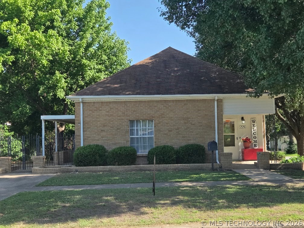 224 W Lincoln Street N Sapulpa OK 74066